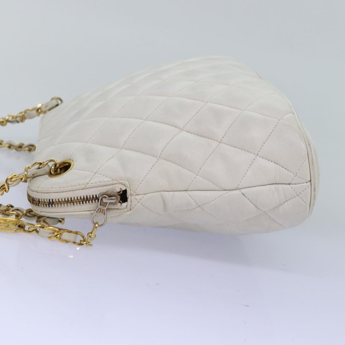 Chanel CHANEL Matelasse Chain Shoulder Bag Leather White CC Size ONE SIZE - 3 Thumbnail