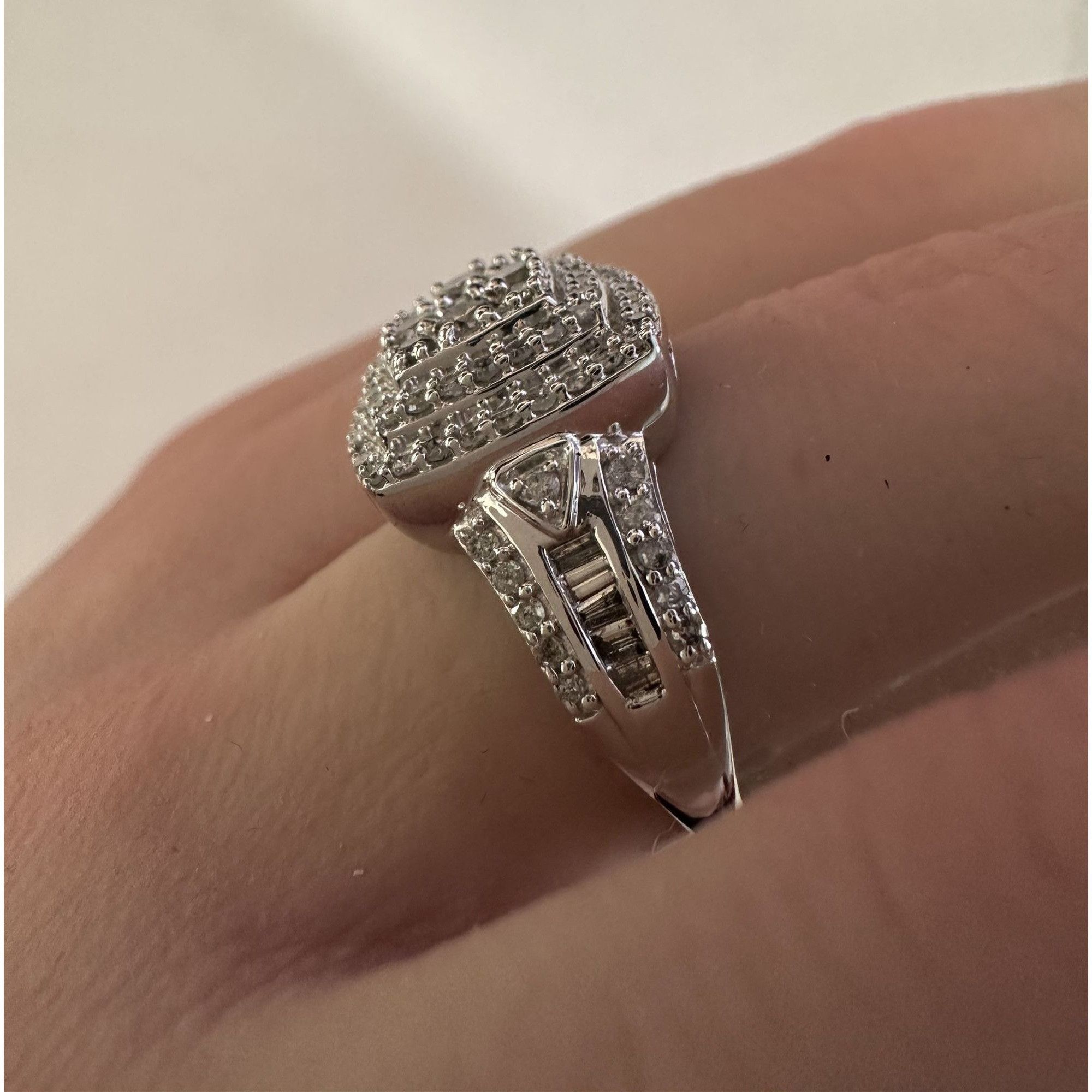 Other Beautiful 1.00 Carat Natural Cushion Cut Diamond Ring - 7.25 Size ONE SIZE - 17 Thumbnail
