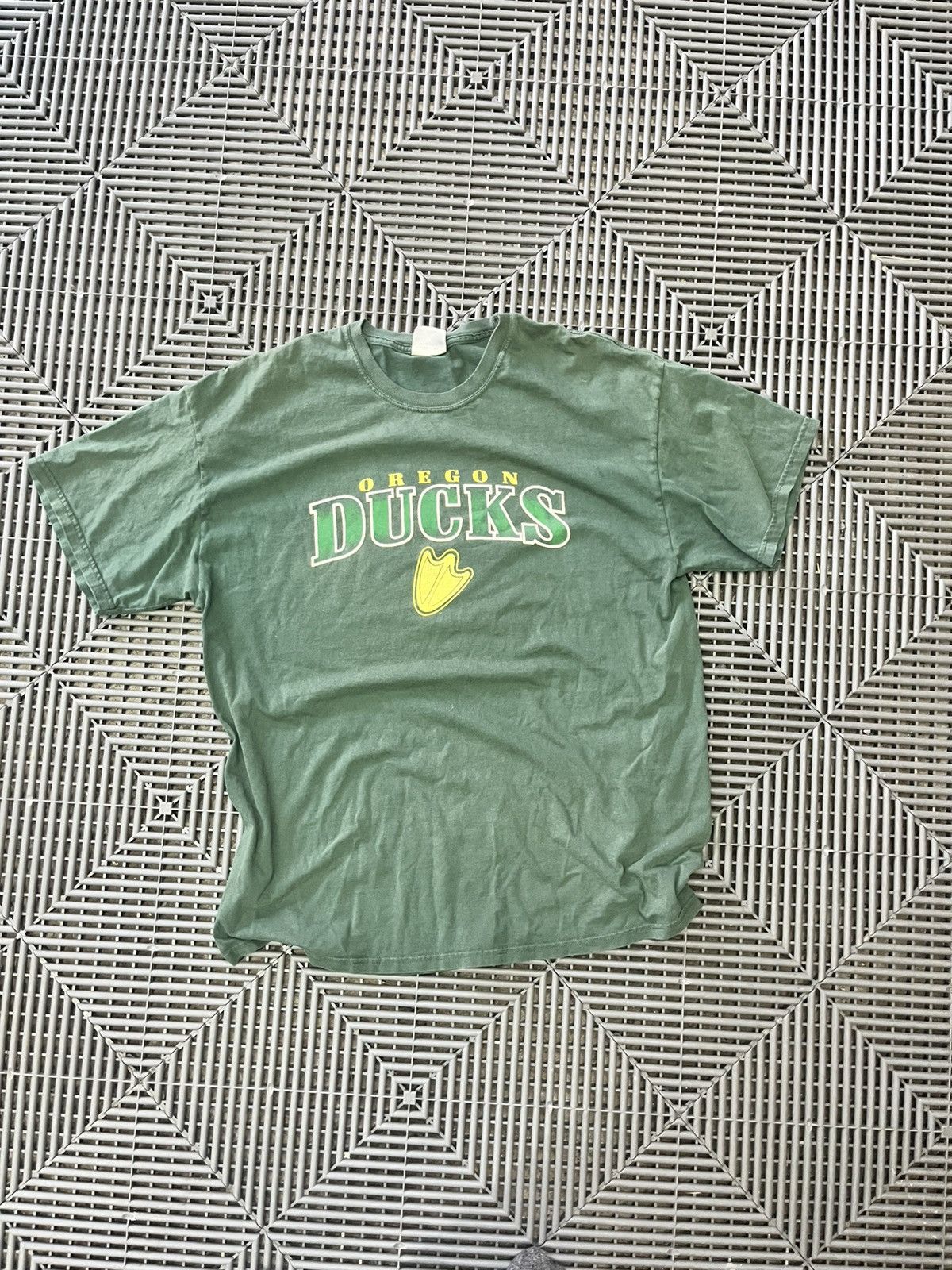 Vintage Vintage Oregon Ducks Tee Size US XL / EU 56 / 4 - 1 Thumbnail