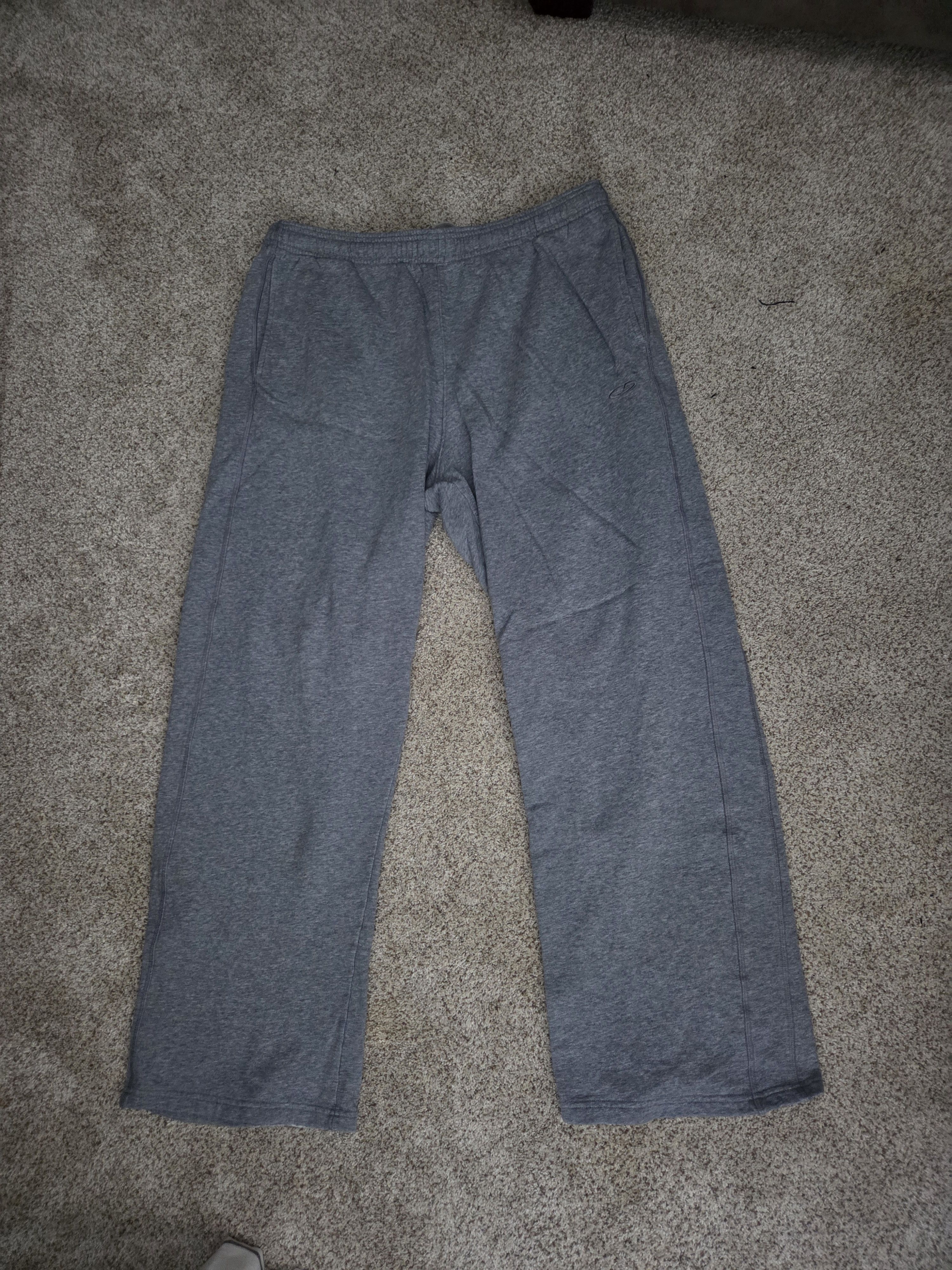 Champion Champion Sweatpants Size US 34 / EU 50 - 1 Thumbnail