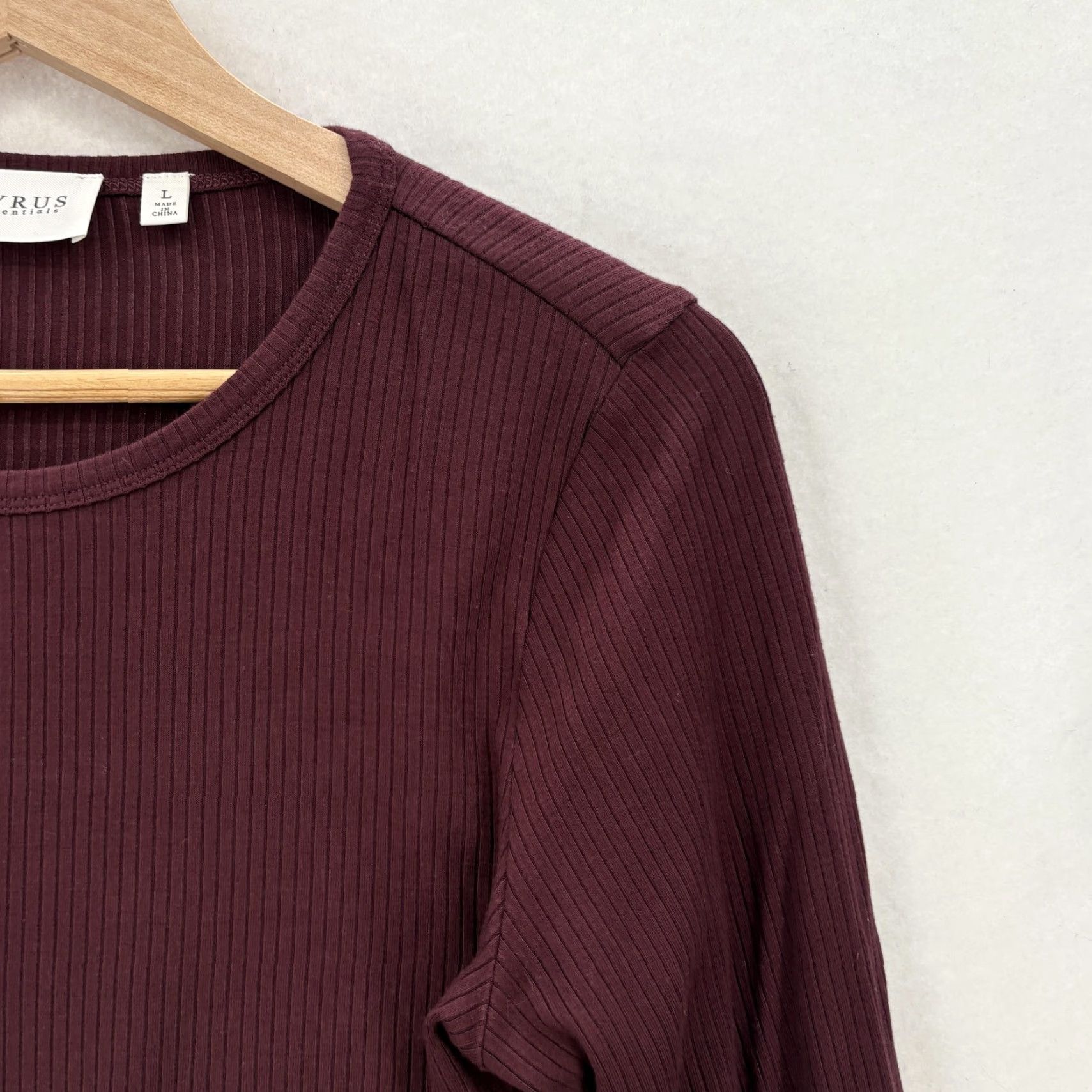 Vintage Cyrus Shirt Womens L Burgundy Ribbed Stretch Long Sleeve Crew Neck Top NYC Size L / US 10 / IT 46 - 2 Thumbnail