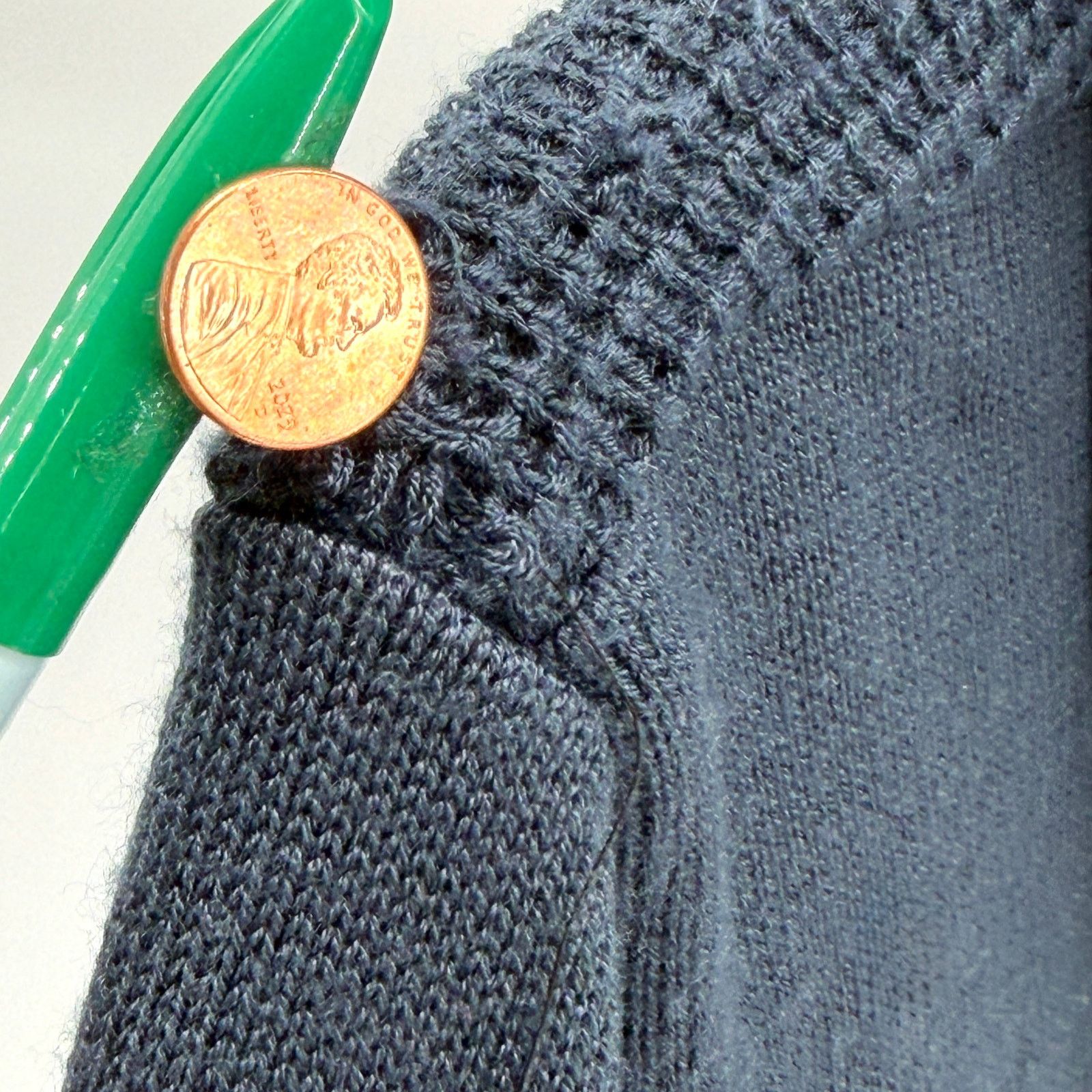 Hugo Boss Navy Blue 100% Cotton Textured Knit Hooded V-Neck Sweater Size US S / EU 44-46 / 1 - 6 Thumbnail