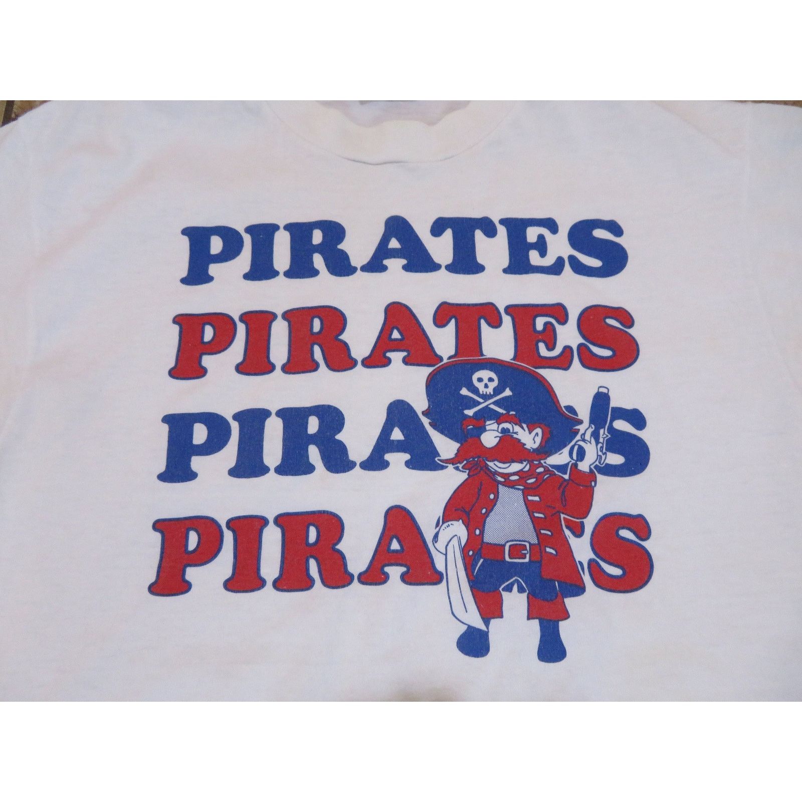 Hanes Pirates Spellout w/ Pirate Graphic White T-shirt Sz M 1980s Size US M / EU 48-50 / 2 - 2 Thumbnail