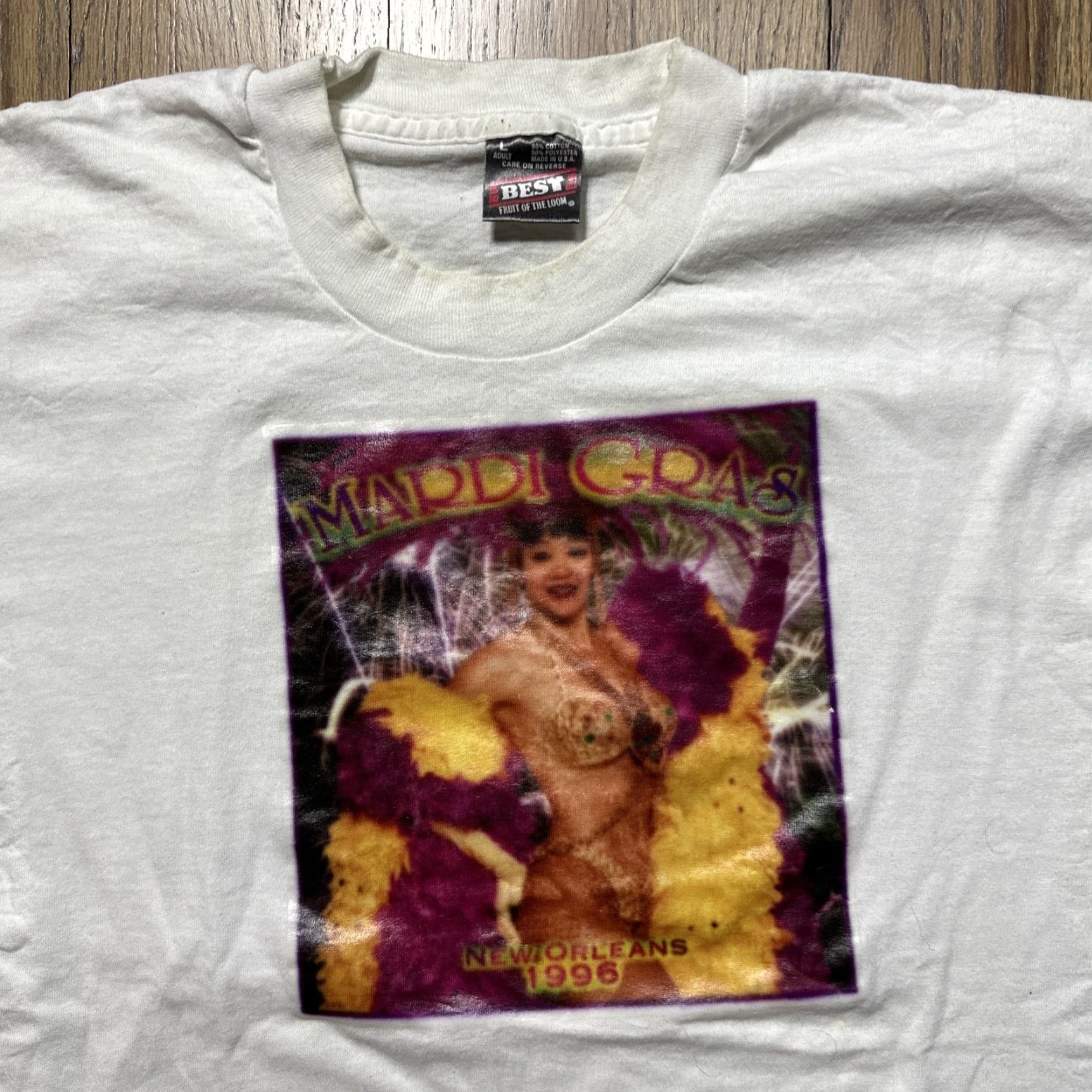 Vintage VINTAGE New Orleans Mardi Gras Jazz Dancer 1996 Abstract Art T-Shirt SZ L White Men L Jazz Shirt Art 90s? Size US L / EU 52-54 / 3 - 2 Thumbnail