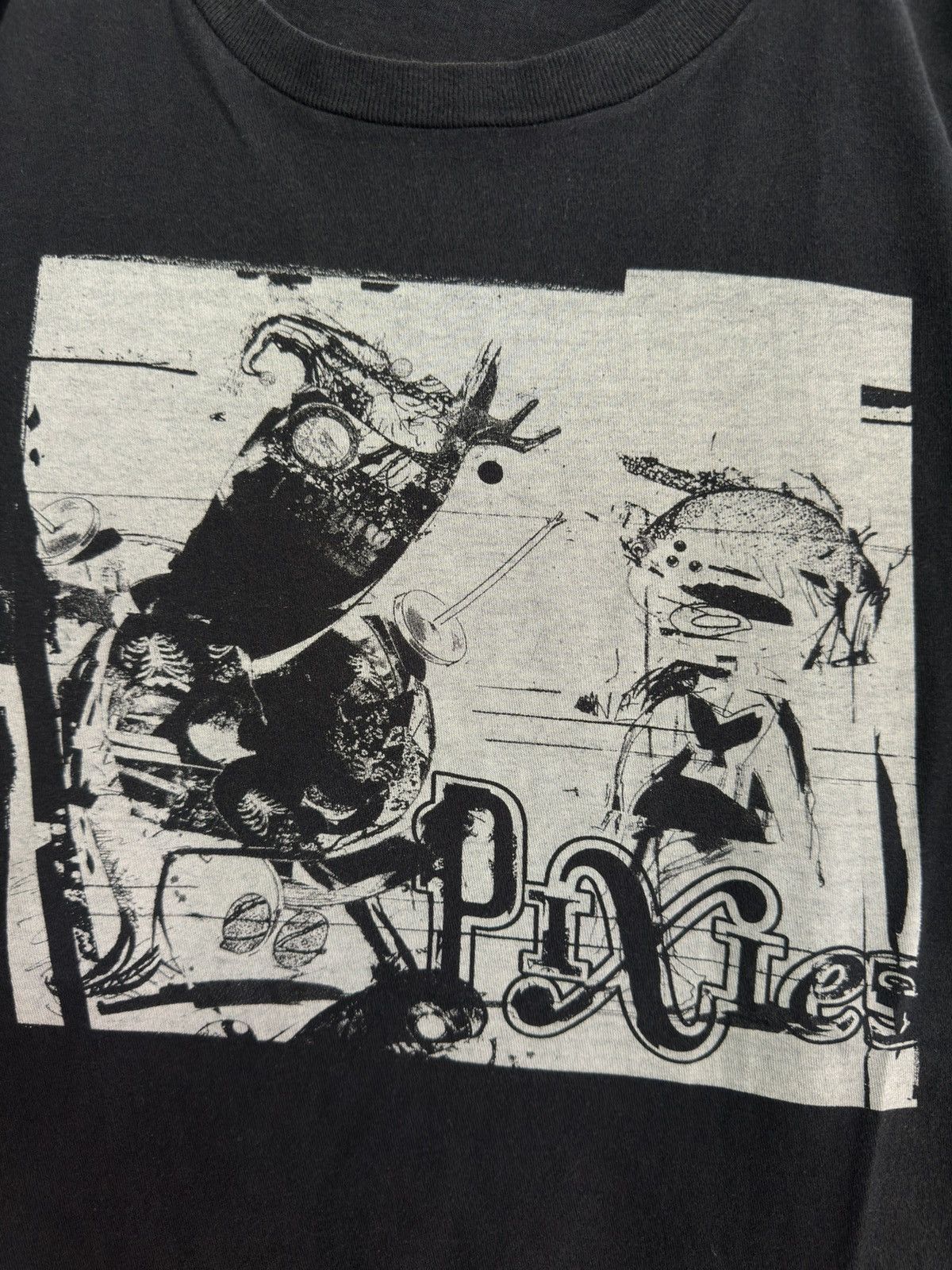 Band Tees Pixies Band T Shirt Size US XL / EU 56 / 4 - 1 Thumbnail