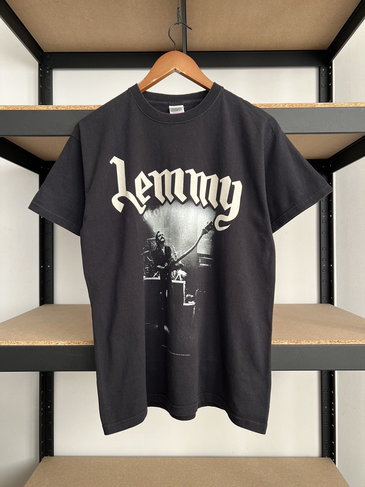 Band Tees Vintage 2016 Motorhead Lemmy Kilmister Band Black T-shirt Size US M / EU 48-50 / 2 - 1 Thumbnail