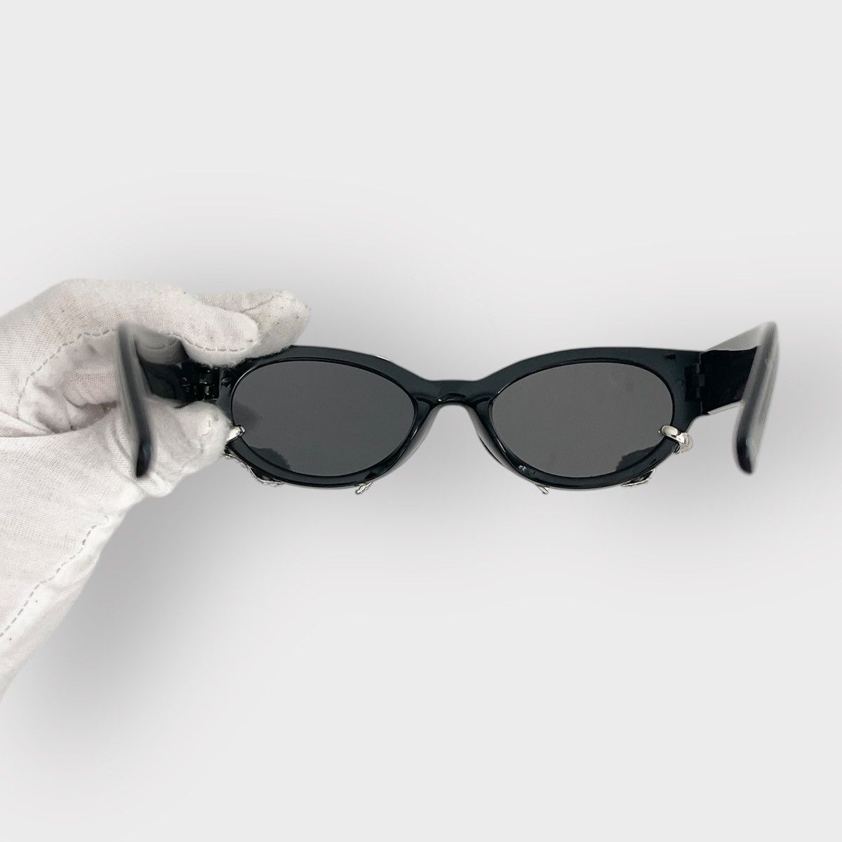 Designer RARE! 1 of 1 Plaid Snakes Sunglasses Size ONE SIZE - 5 Thumbnail