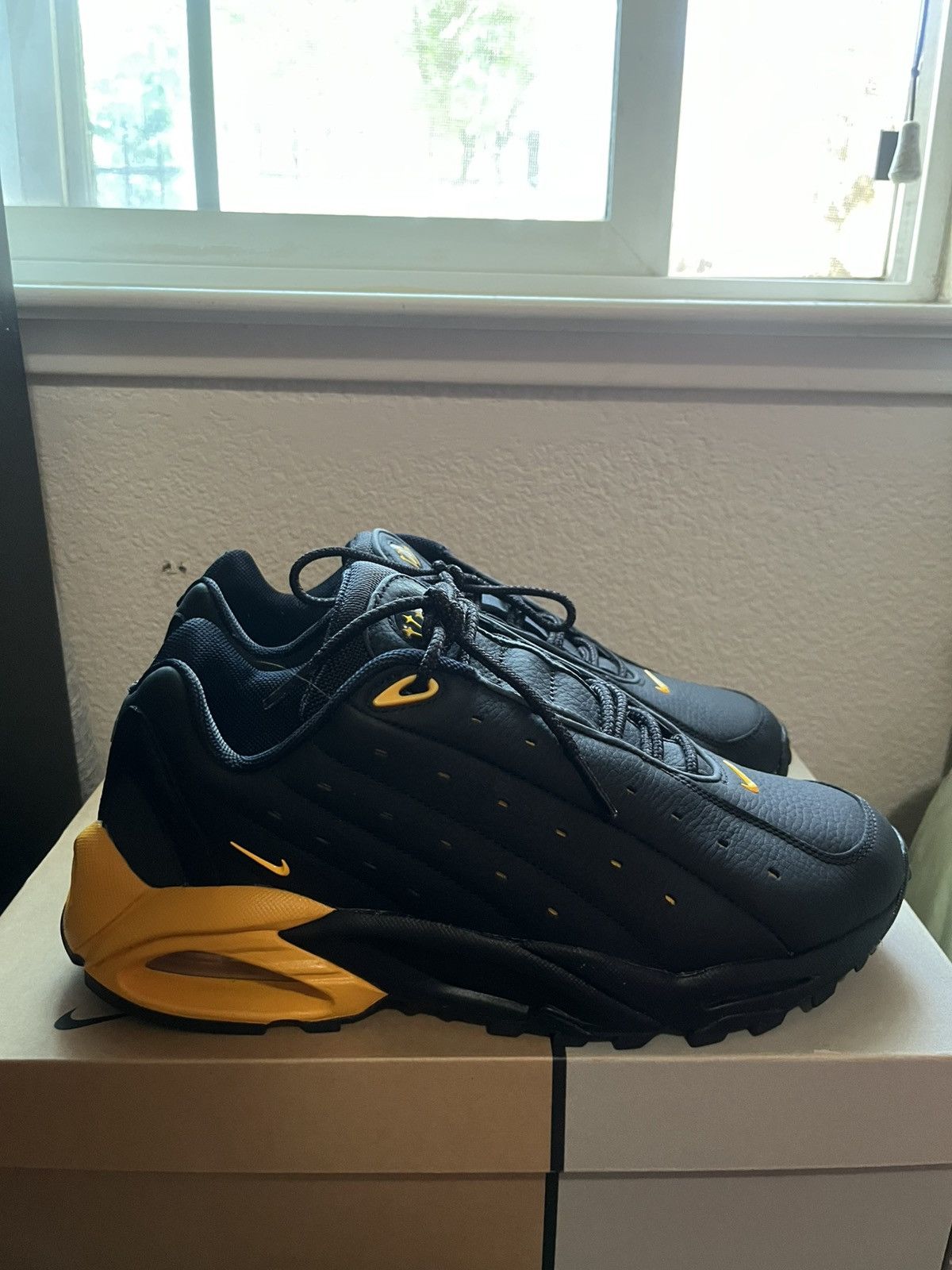 NOCTA × Nike Nike x NOCTA Hot Step Air Terra Black University Size 9.5 Size US 9.5 / EU 42-43 - 3 Thumbnail