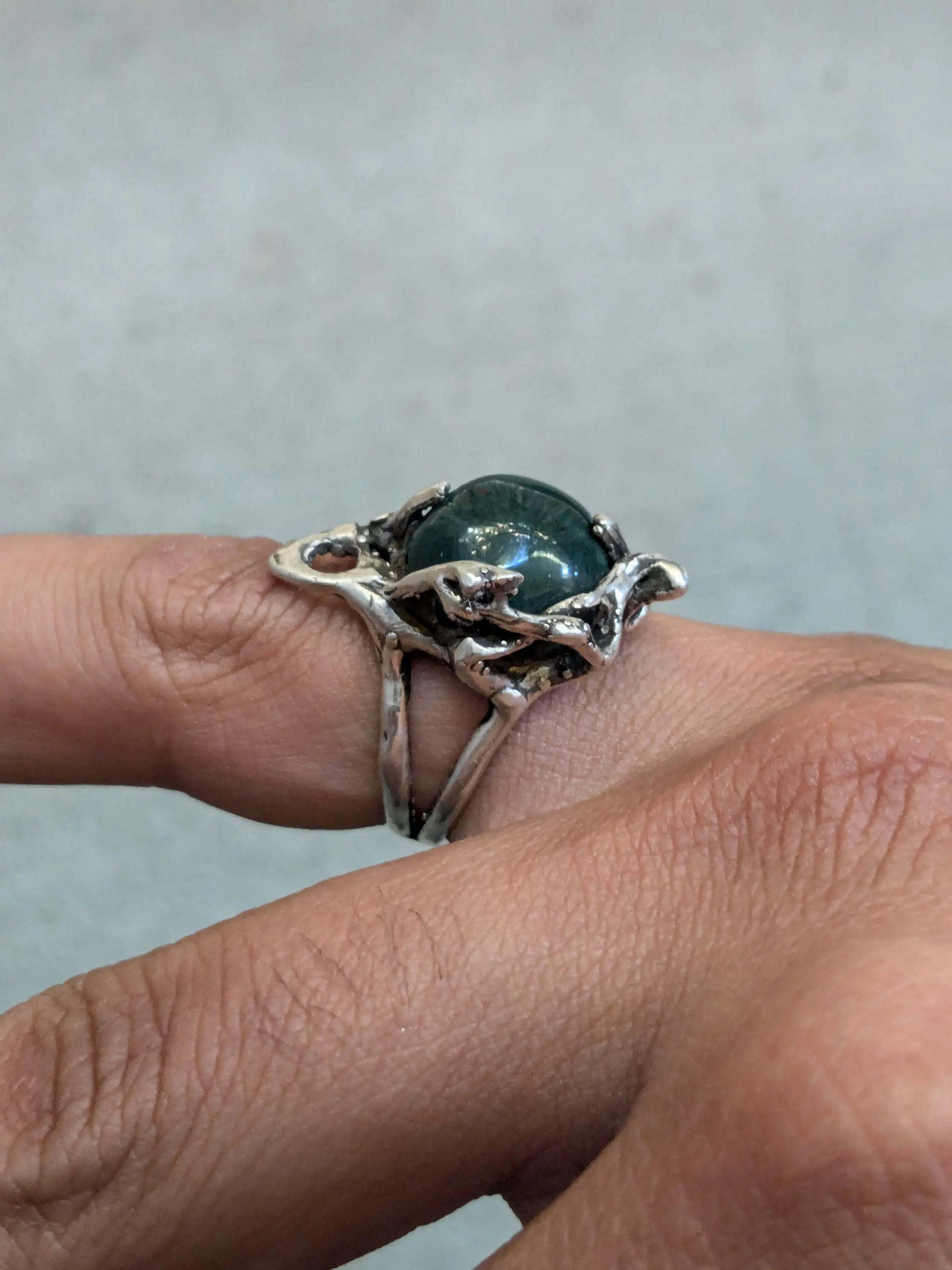 Jewelry Vintage Sterling Silver Ring Bloodstone 7.5 Brutalist Size ONE SIZE - 16 Thumbnail