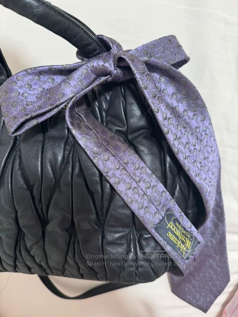 Vivienne Westwood Vivienne Westwood Purple Pearl Saturn Three-Dimensional Fl Size ONE SIZE - 3 Thumbnail
