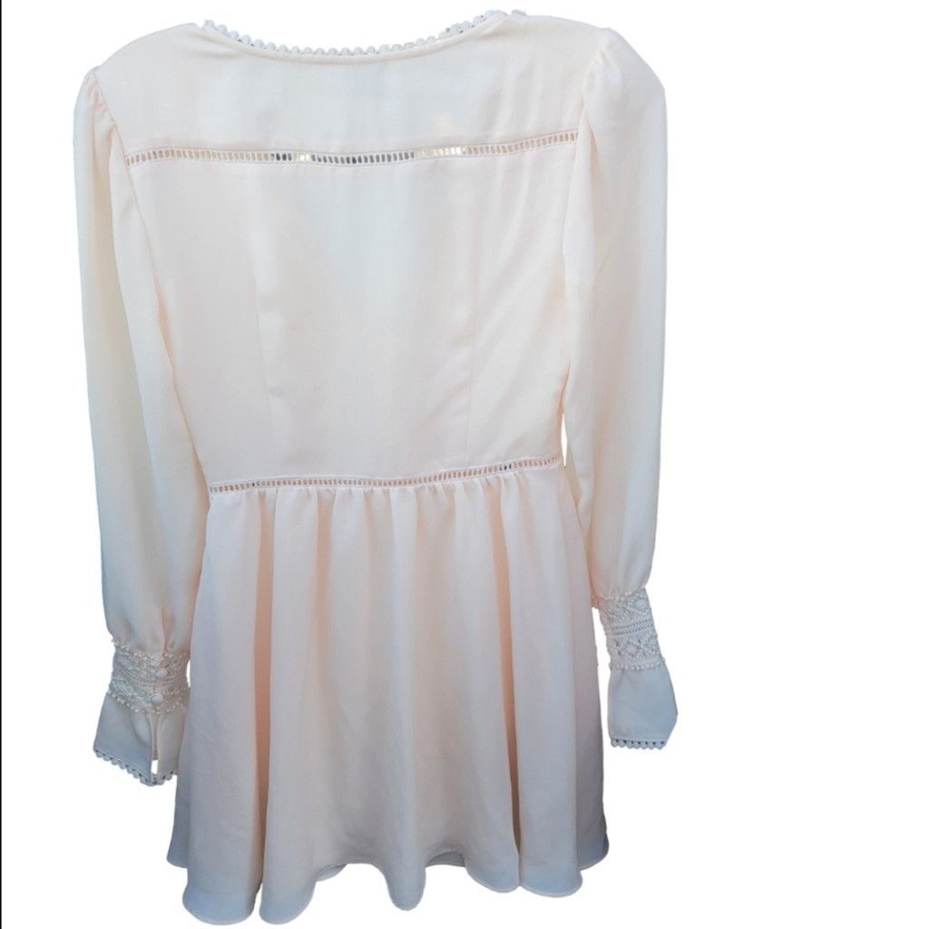 Bebe NWOT BEBE Longsleeve Lace Cream Pink Dress Size XS / US 0-2 / IT 36-38 - 6 Thumbnail