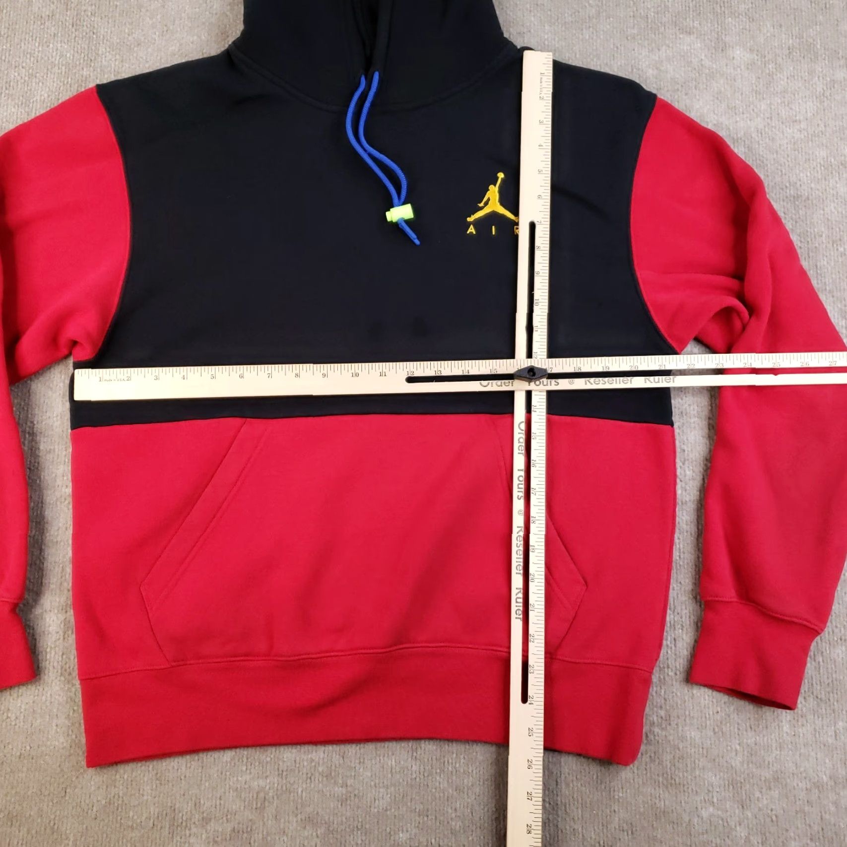 Jordan Brand Jordan Hoodie Mens Medium Red Black Pullover Sweatshirt Streetwear Casual ZZZ Size US M / EU 48-50 / 2 - 2 Thumbnail