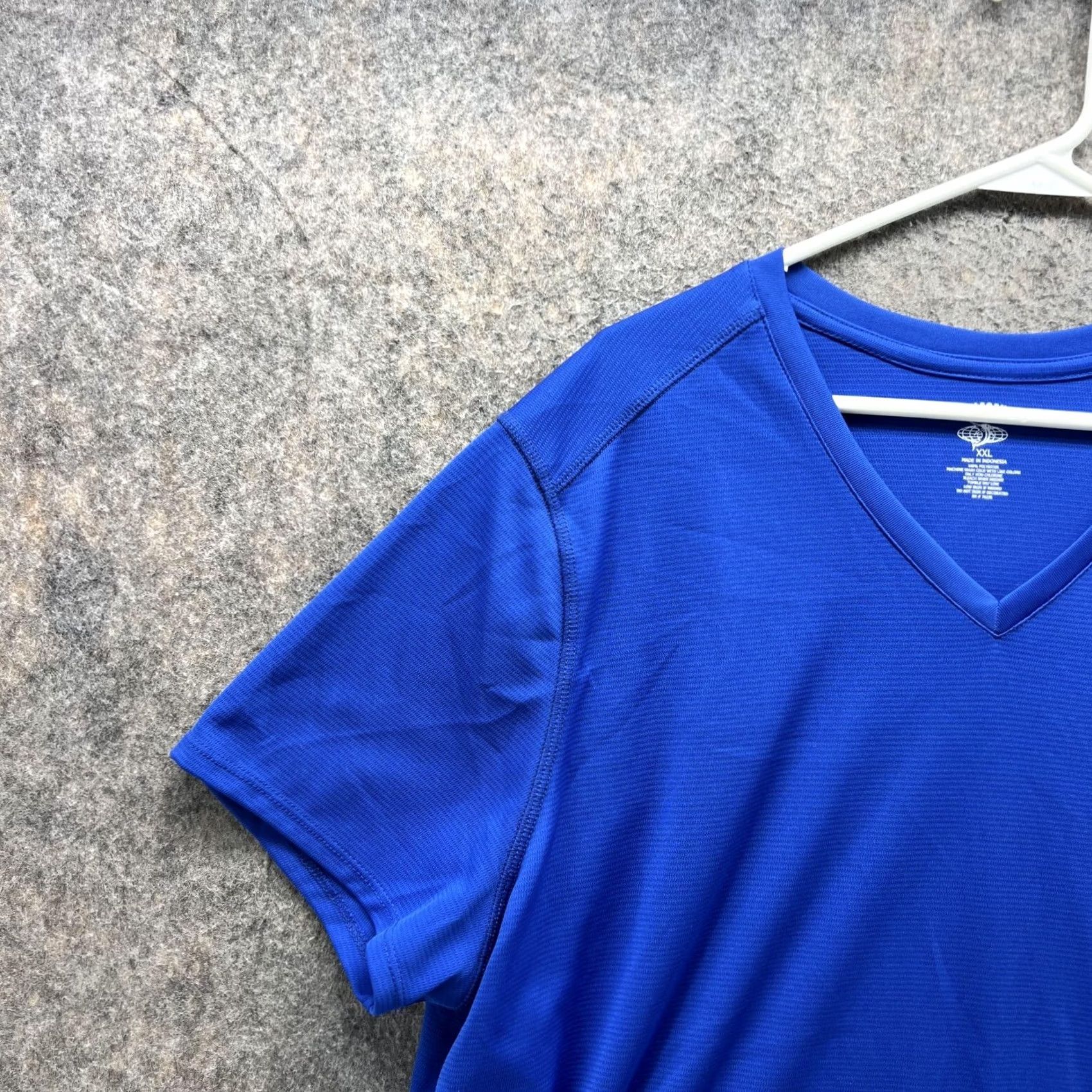 Vintage Reel Legends Shirt Men XXL Adult Blue Athletic Fit Training V Neck Polyester Size US XXL / EU 58 / 5 - 3 Thumbnail