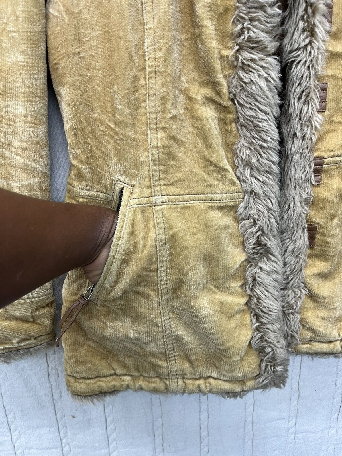 Burberry BURBERRY BLUE LABEL FUR CORDUROY JACKET Size S / US 4 / IT 40 - 10 Thumbnail