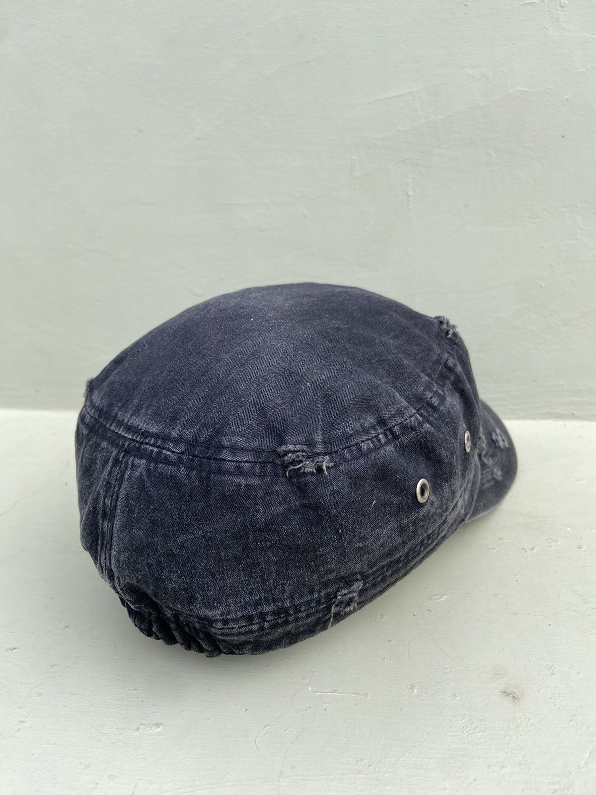 If Six Was Nine 2000s star big studded patrol hat Size ONE SIZE - 6 Thumbnail
