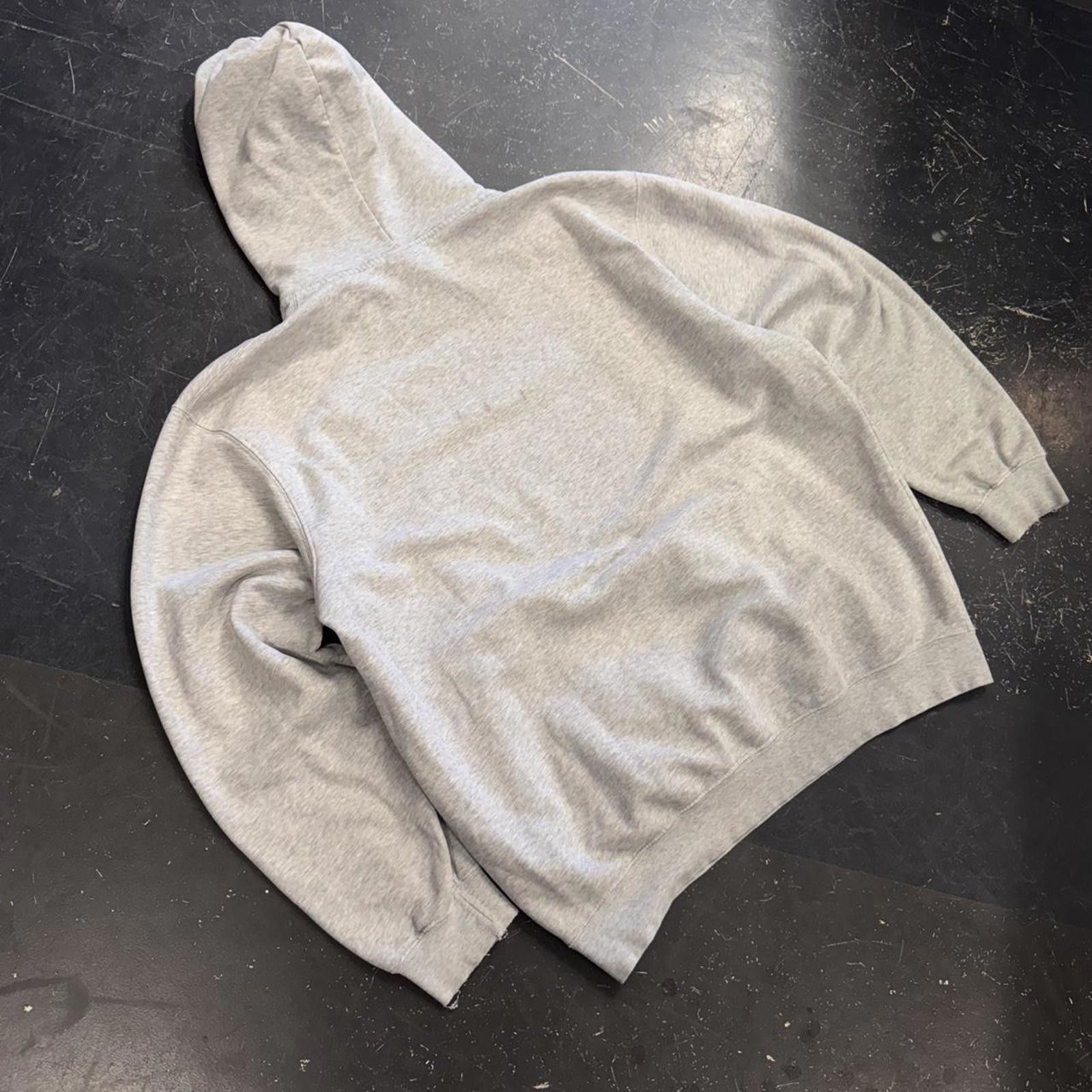 Adidas × Vintage Vintage Adidas Centre Logo Ash Grey Hoodie Size US L / EU 52-54 / 3 - 7 Thumbnail