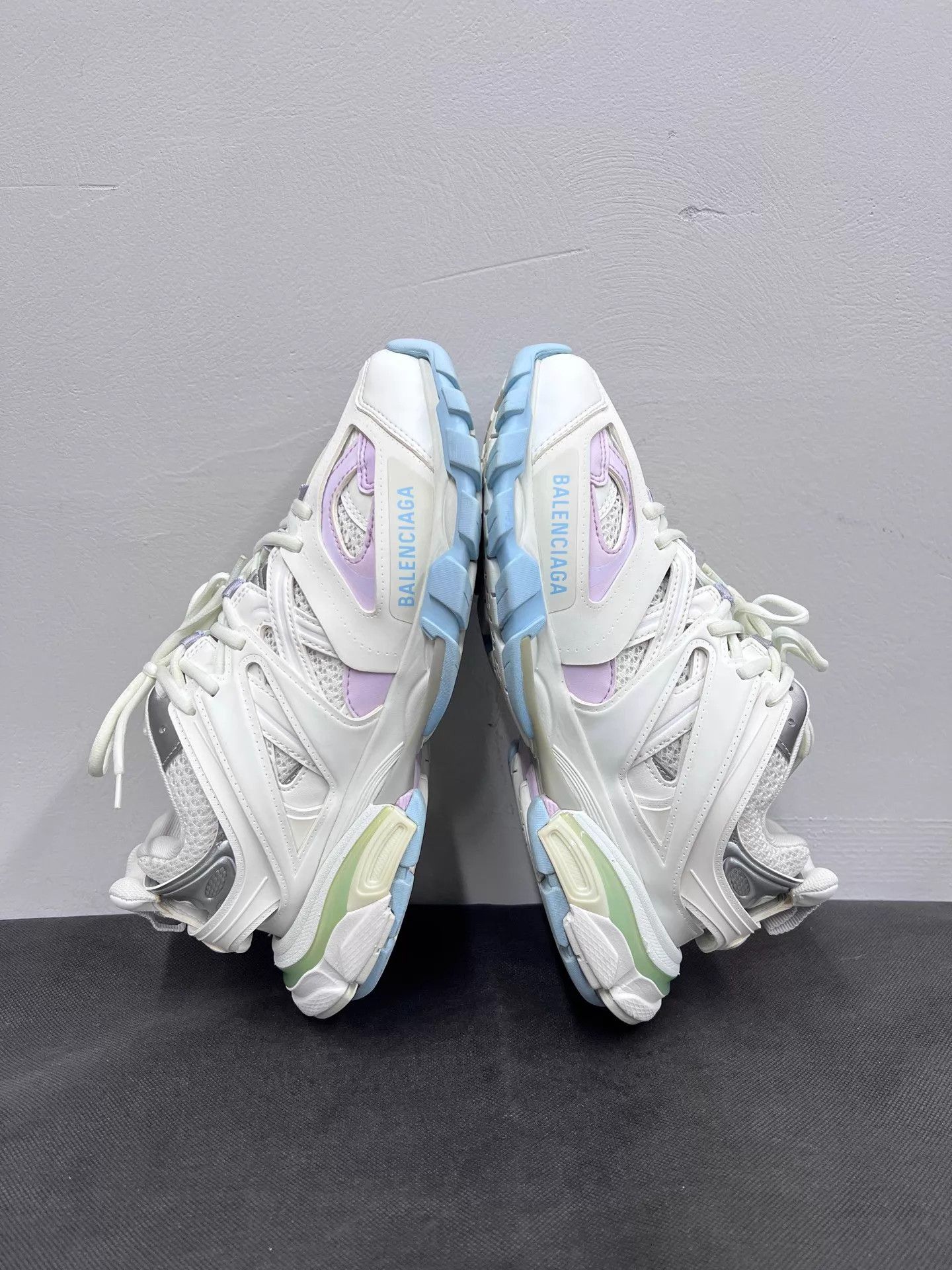 Balenciaga Balenciaga Track 1.0 Macaron White Blue Pink 39 Size US 9 / IT 39 - 6 Thumbnail