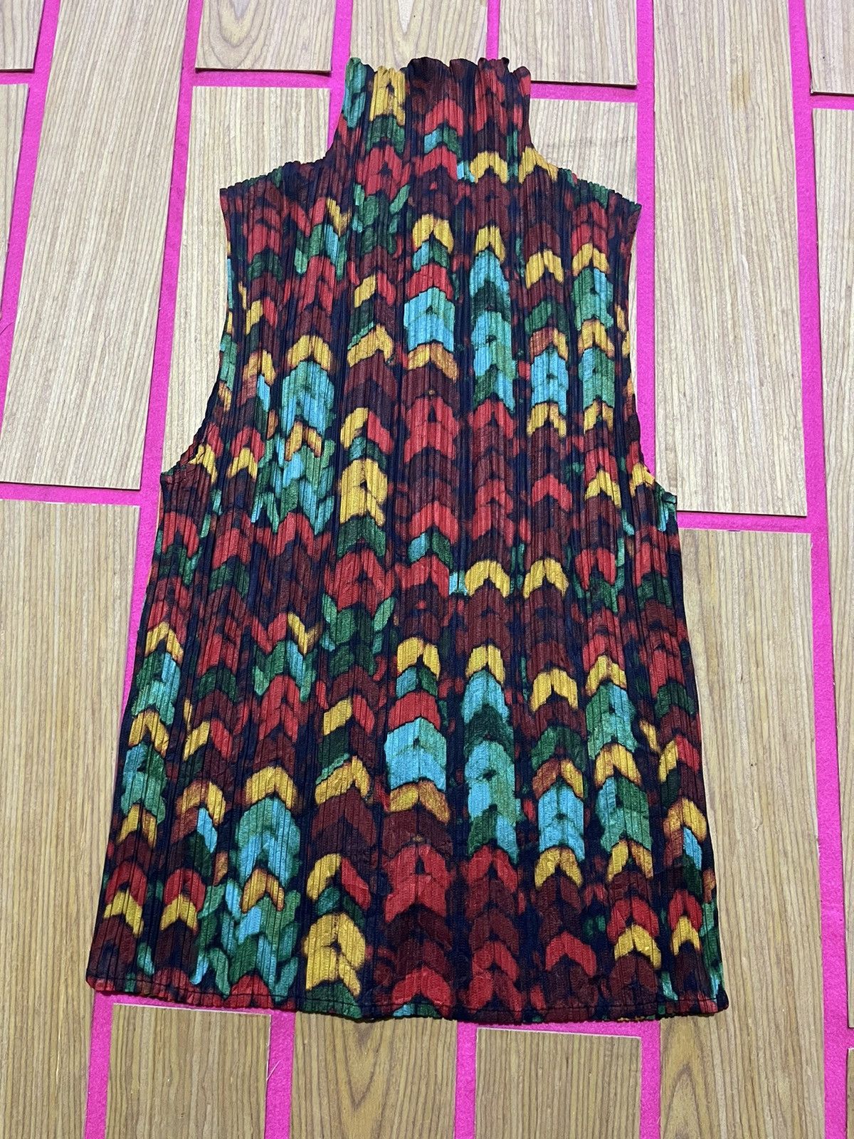 Pleats Please Issey Miyake PLEATS PLEASE ISSEY MIYAKE MULTI COLOR WOMEN'S TOP Size M / US 6-8 / IT 42-44 - 1 Thumbnail