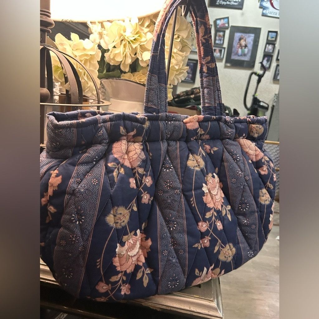 Other 1980 tote folks vintage Navy blue floral quilted tote bag Size ONE SIZE - 4 Thumbnail