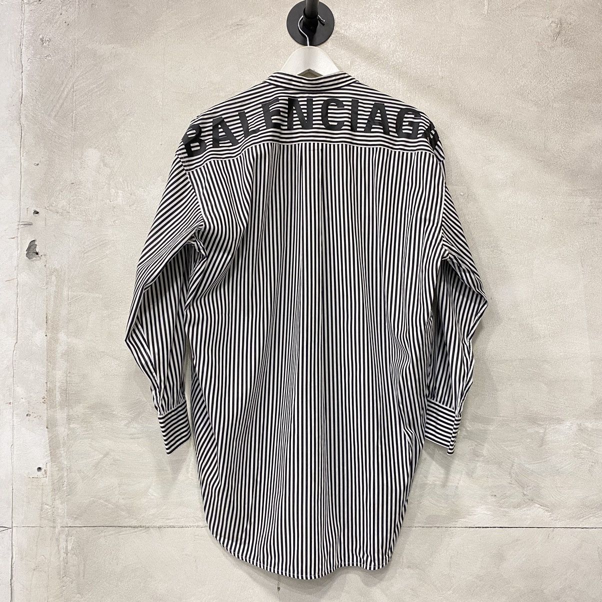Balenciaga Balenciaga - Logo Striped Poplin Shirt Size XXS / US 00 / IT 34 - 1 Thumbnail