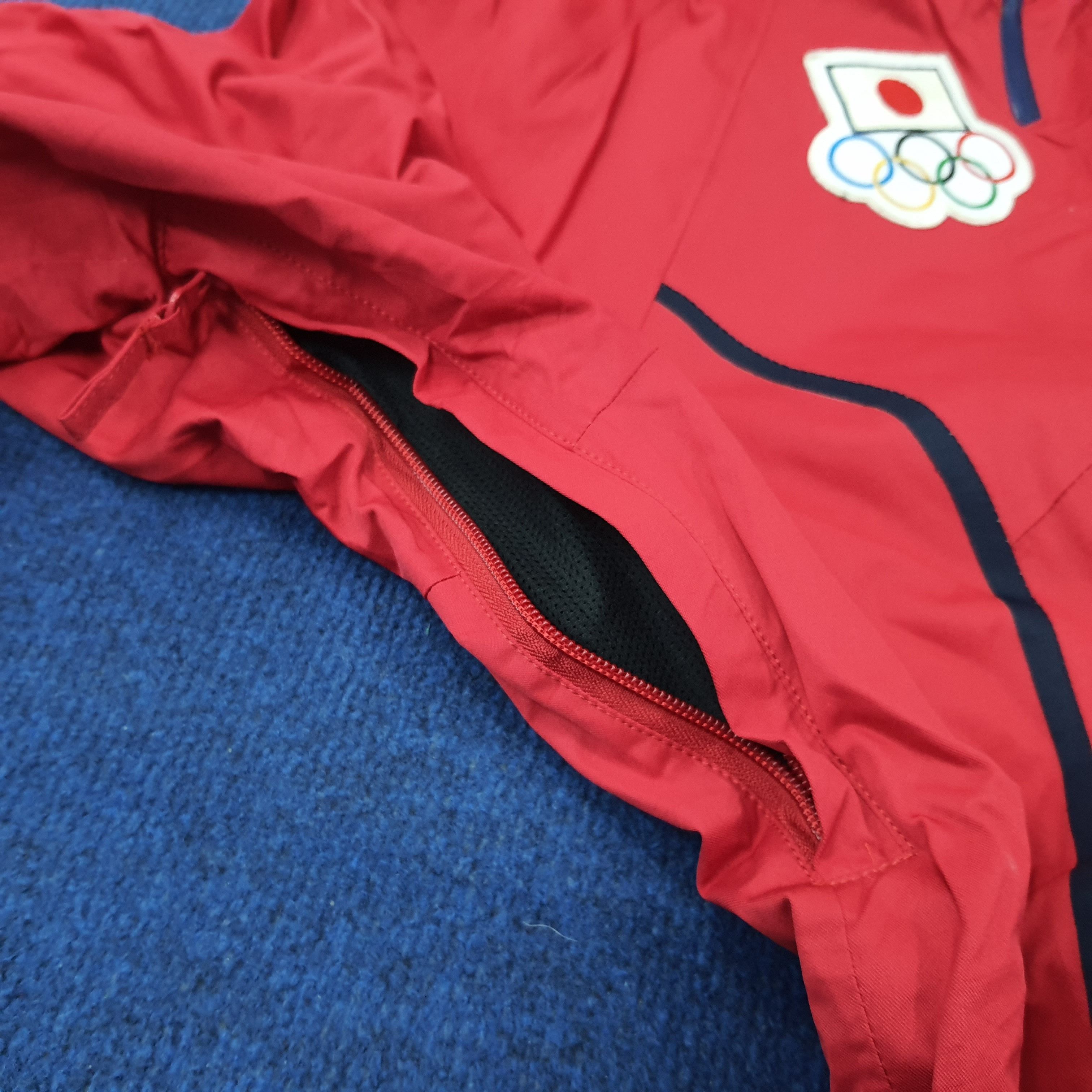 Mizuno Vintage Mizuno Olympic Japan Thermal Plus Jacket C264N12 Size US L / EU 52-54 / 3 - 16 Thumbnail