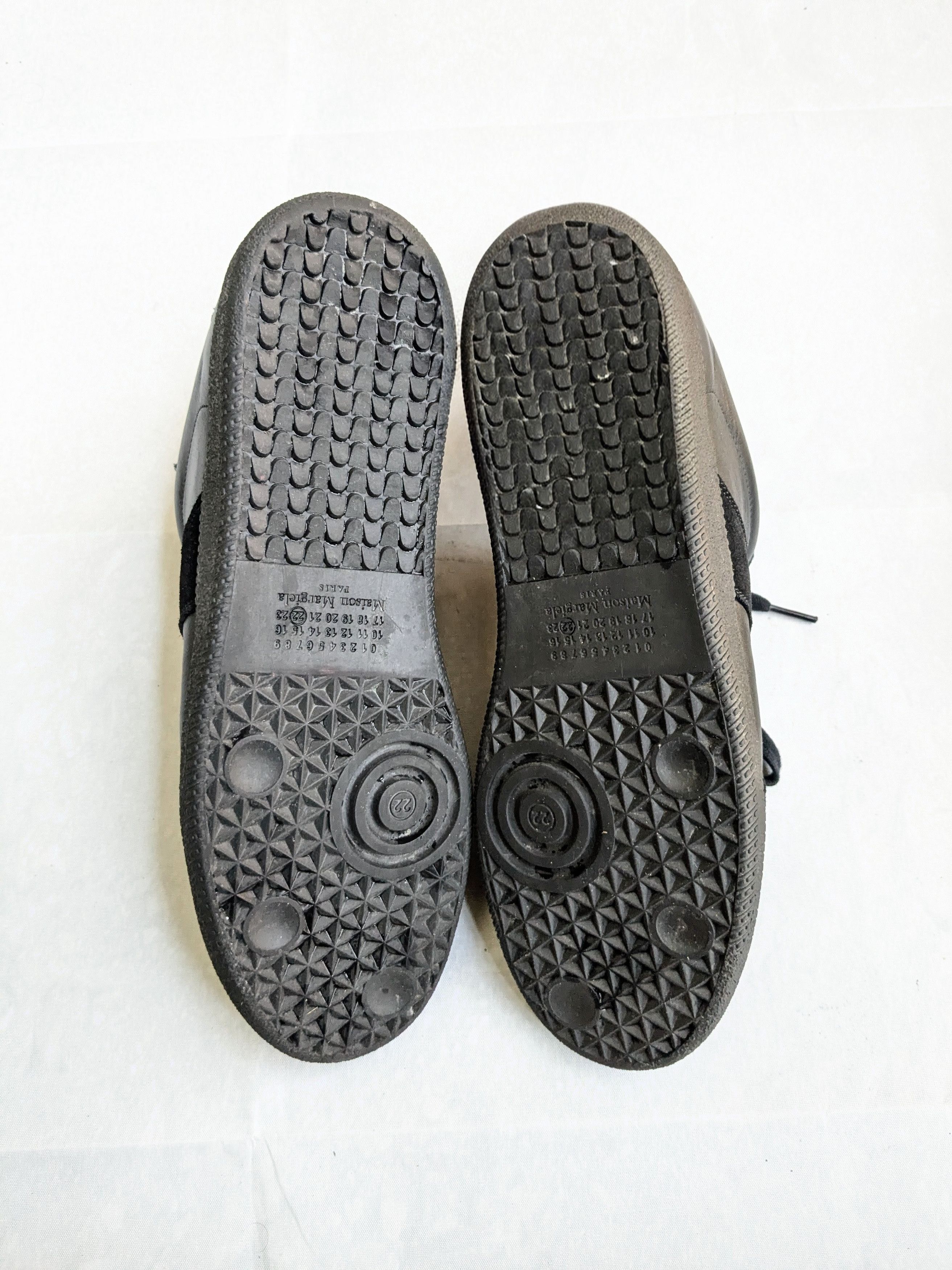 Maison Margiela Maison Margiela Replica GAT Black 11 44 Low Tops Size US 11 / EU 44 - 14 Thumbnail