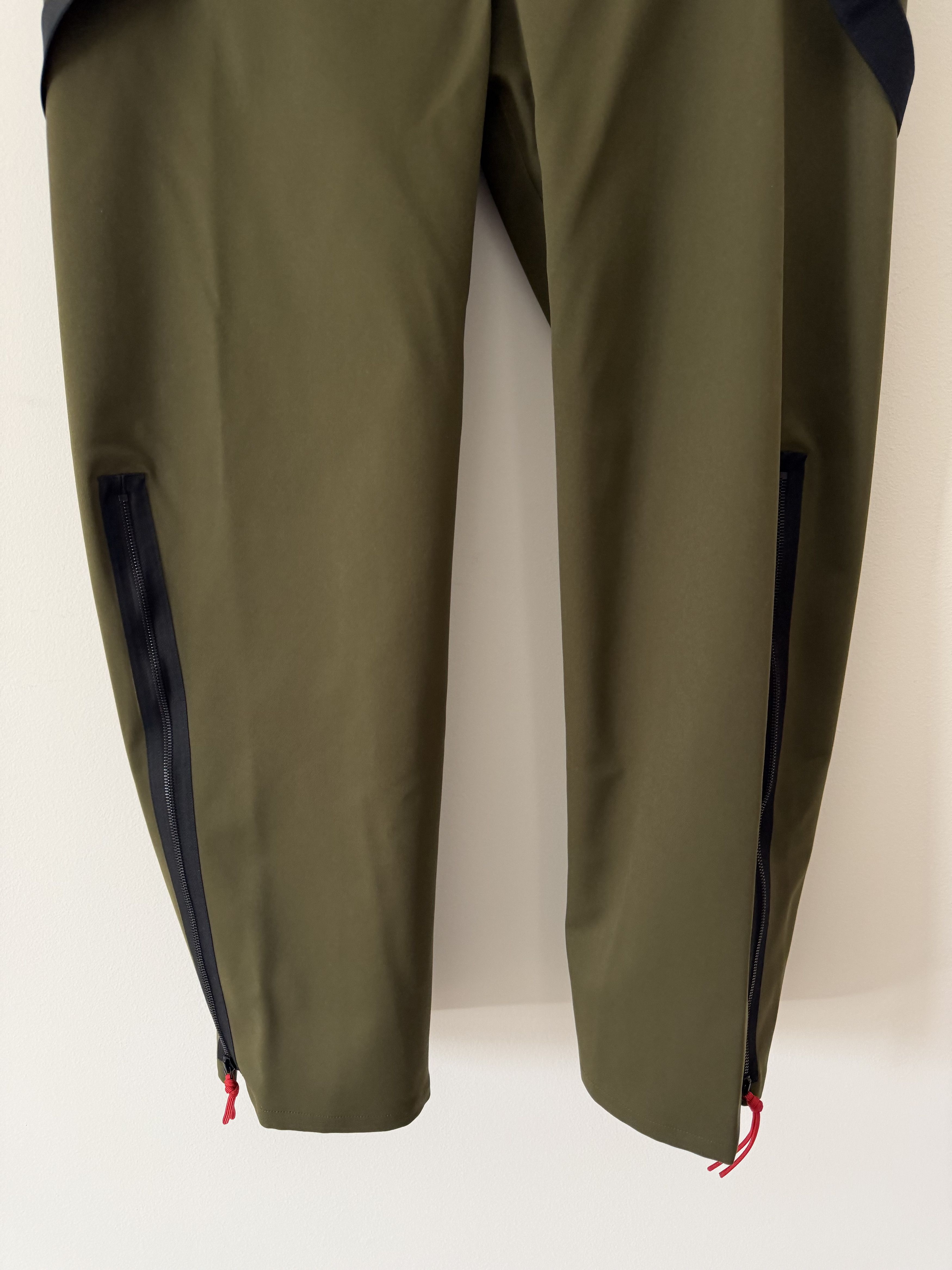 Nike × Tom Sachs Tom Sachs Nike Foul Weather Trousers in Olive Green Size US 32 / EU 48 - 3 Thumbnail