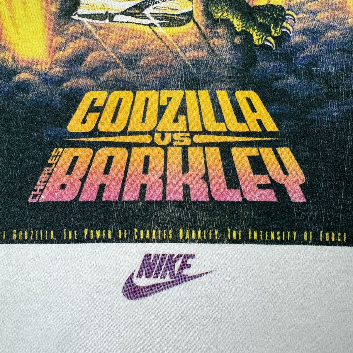 Nike Vintage 1992 Nike Godzilla vs. Charles Barkley T-shirt Size US S / EU 44-46 / 1 - 9 Thumbnail