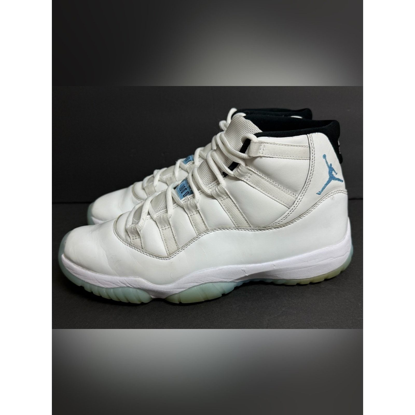 Jordan Brand Size 9 - Air Jordan 11 Retro 2024 Legend Blue / Columbia Size US 9 / EU 42 - 1 Thumbnail