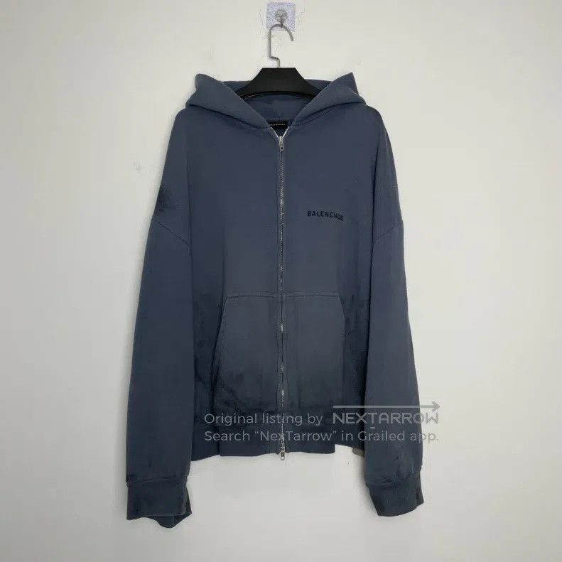 Balenciaga Balenciaga Embroidered zippered hooded cardigan distressed Size US XL / EU 56 / 4 - 1 Thumbnail