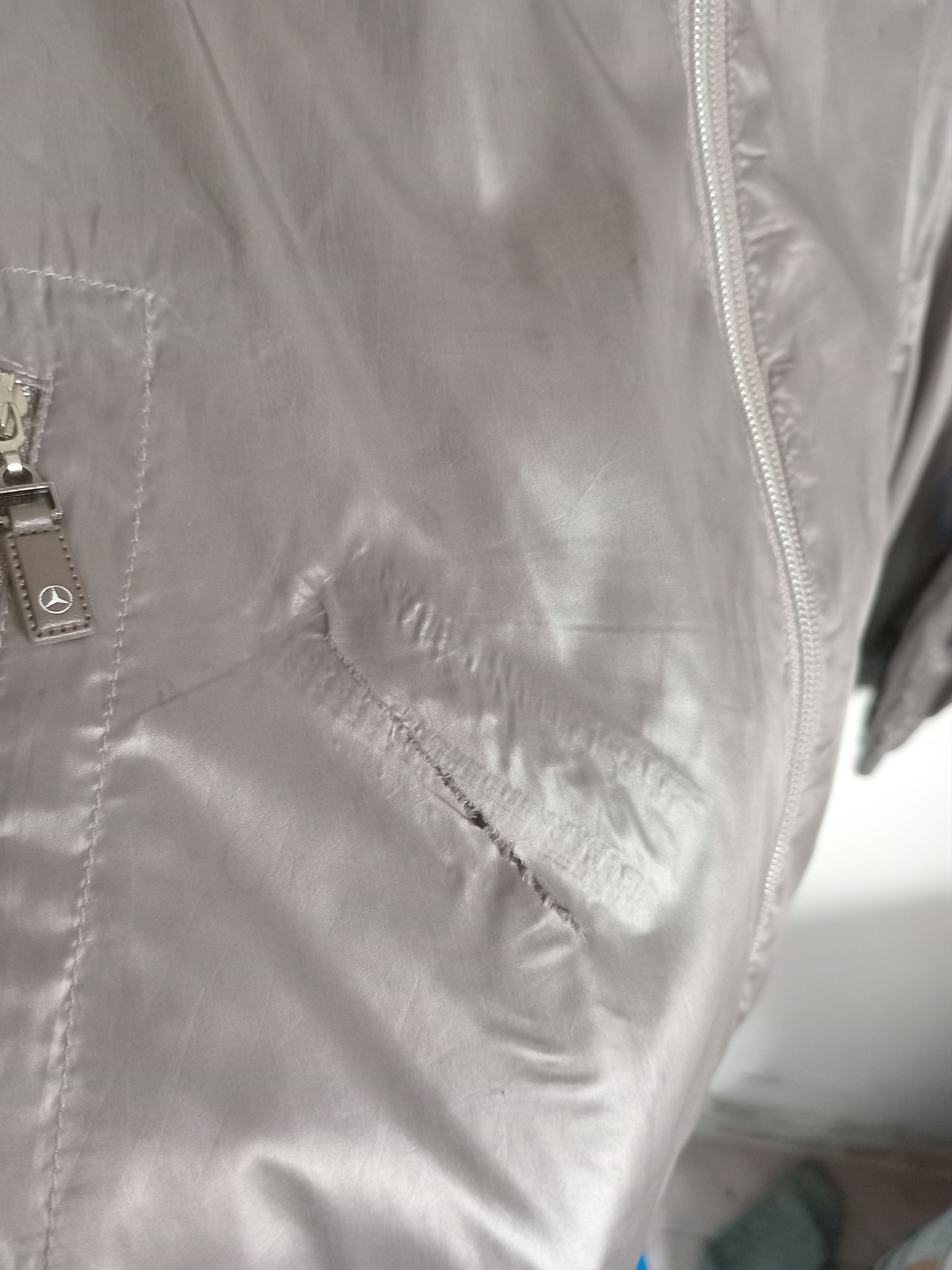 Formula 1 × Mercedes-Benz Lewis hamilton Mercedes Benz AMG Formula One Light Jacket Size US M / EU 48-50 / 2 - 4 Thumbnail