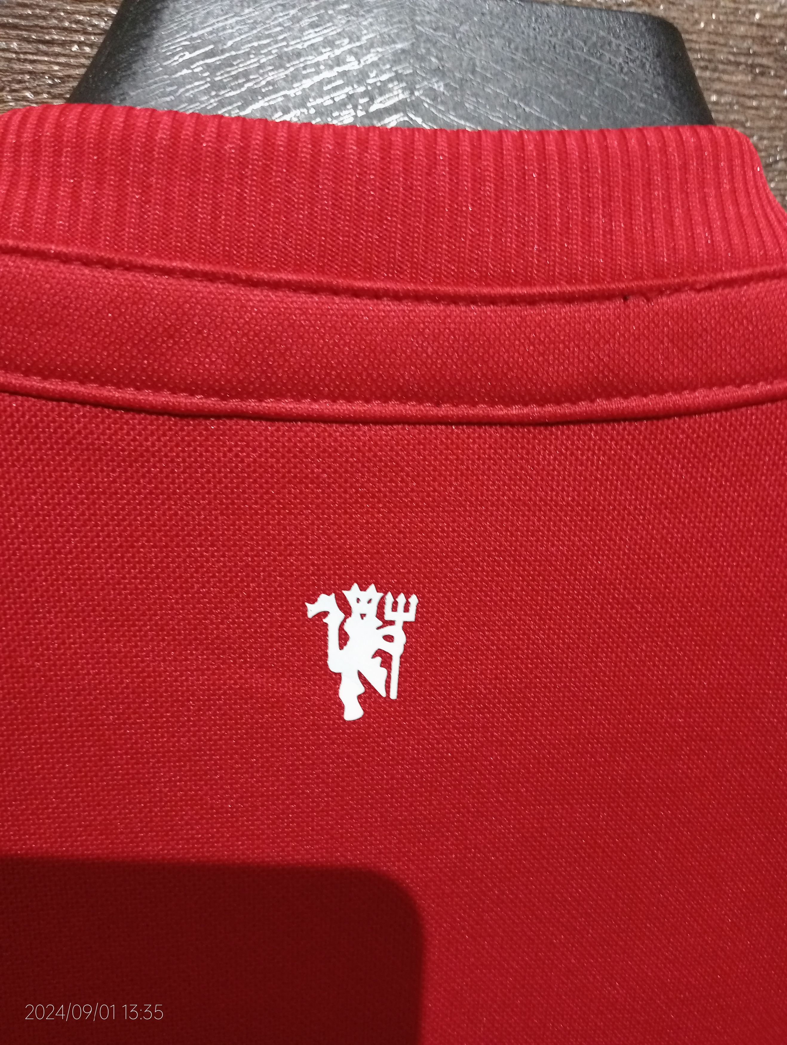 Adidas Vintage Adidas Manchester United 2015 Track Jacket Size US L / EU 52-54 / 3 - 4 Thumbnail