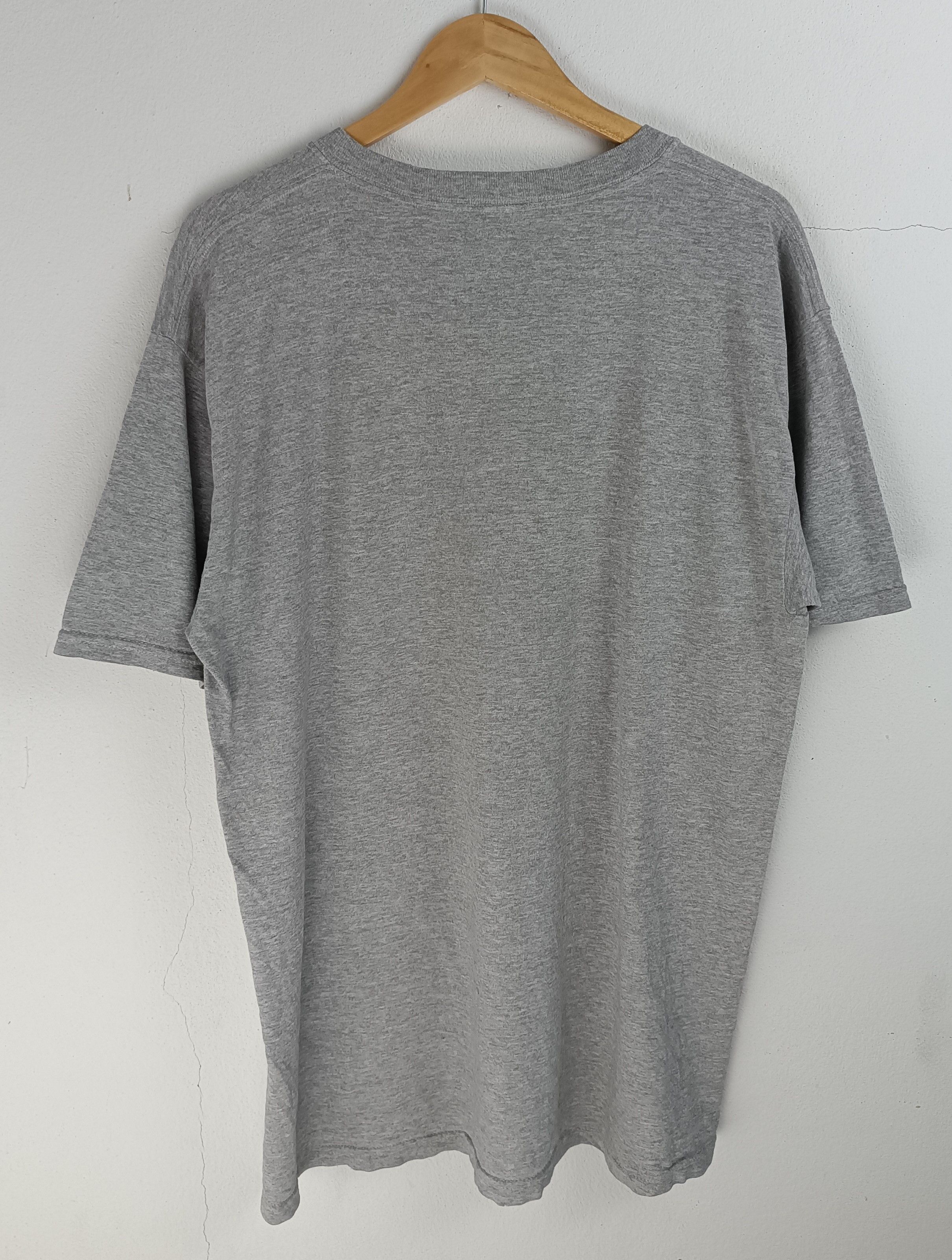 Other VINTAGE 2001 THE THREE STOOGES MOVIE COMEDY MOVIE TEE Size US L / EU 52-54 / 3 - 4 Thumbnail