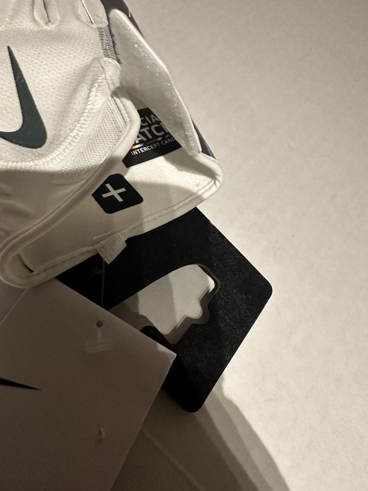 Nike Nike football Gloves Size 46 - 5 Thumbnail