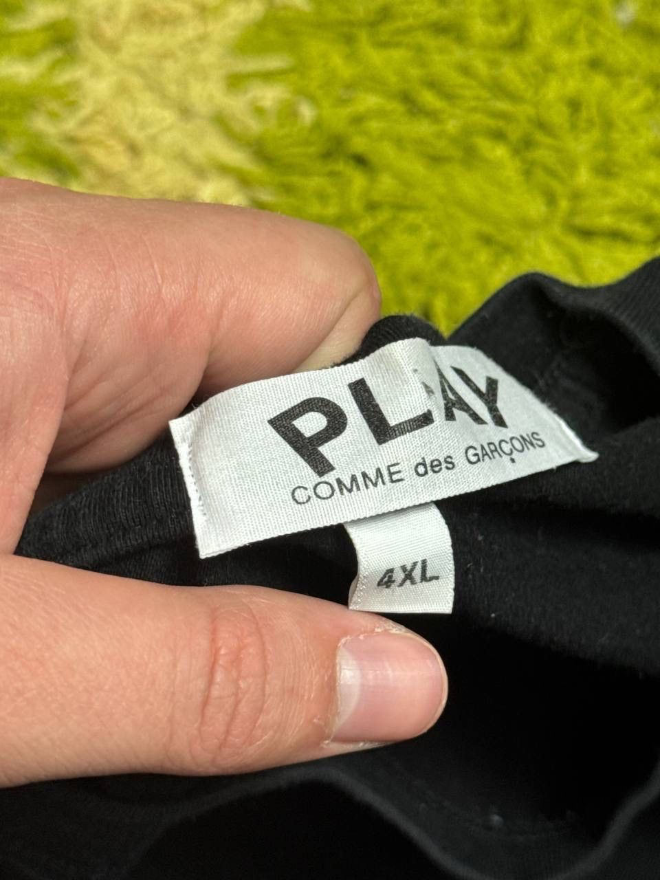Comme des Garcons Comme Des Garcons Play Black Gold Heart T-Shirt Size US XL / EU 56 / 4 - 3 Thumbnail