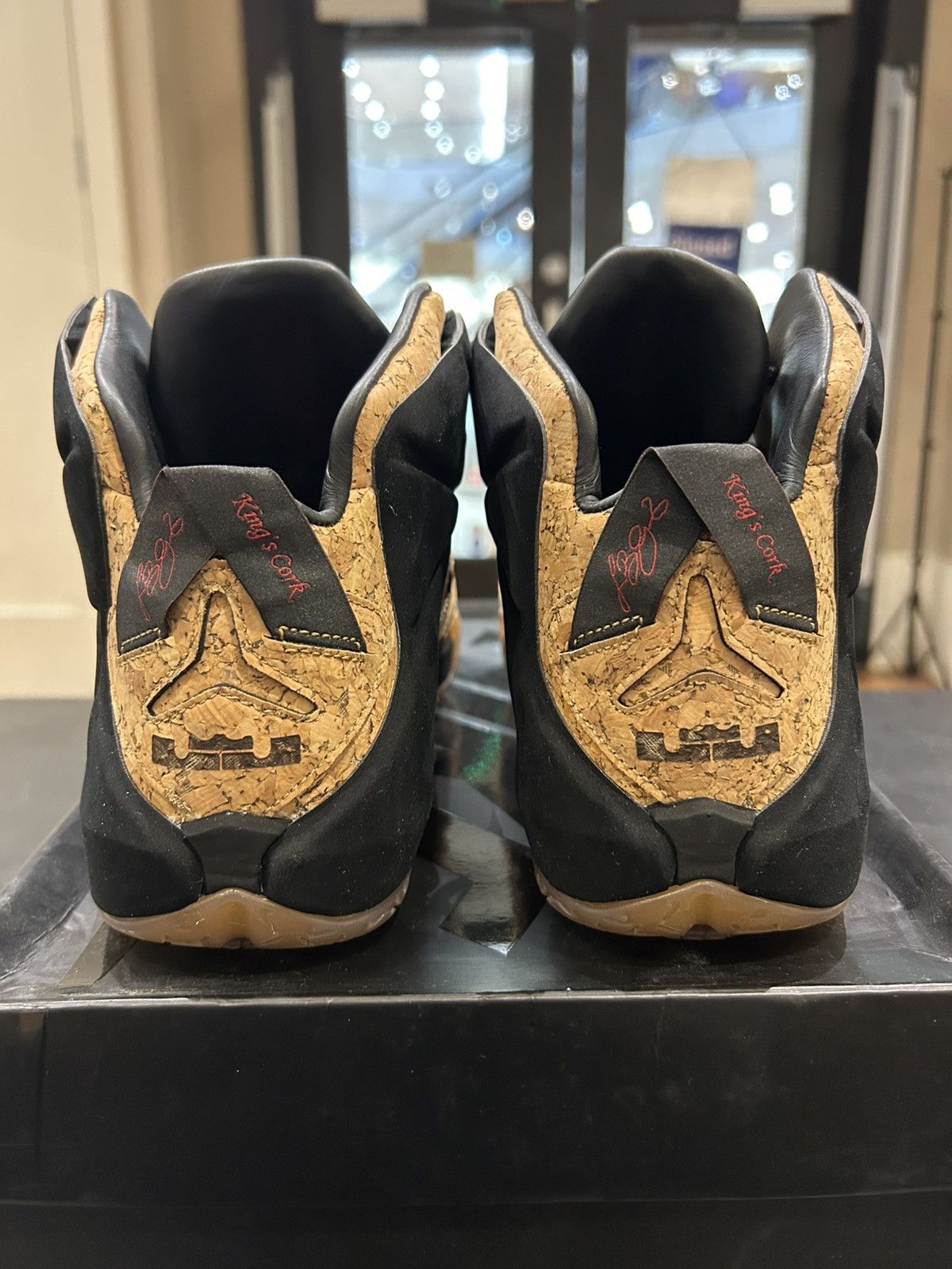 Nike Lebron 12 EXT ‘Cork’ Size US 8 / EU 41 - 3 Thumbnail