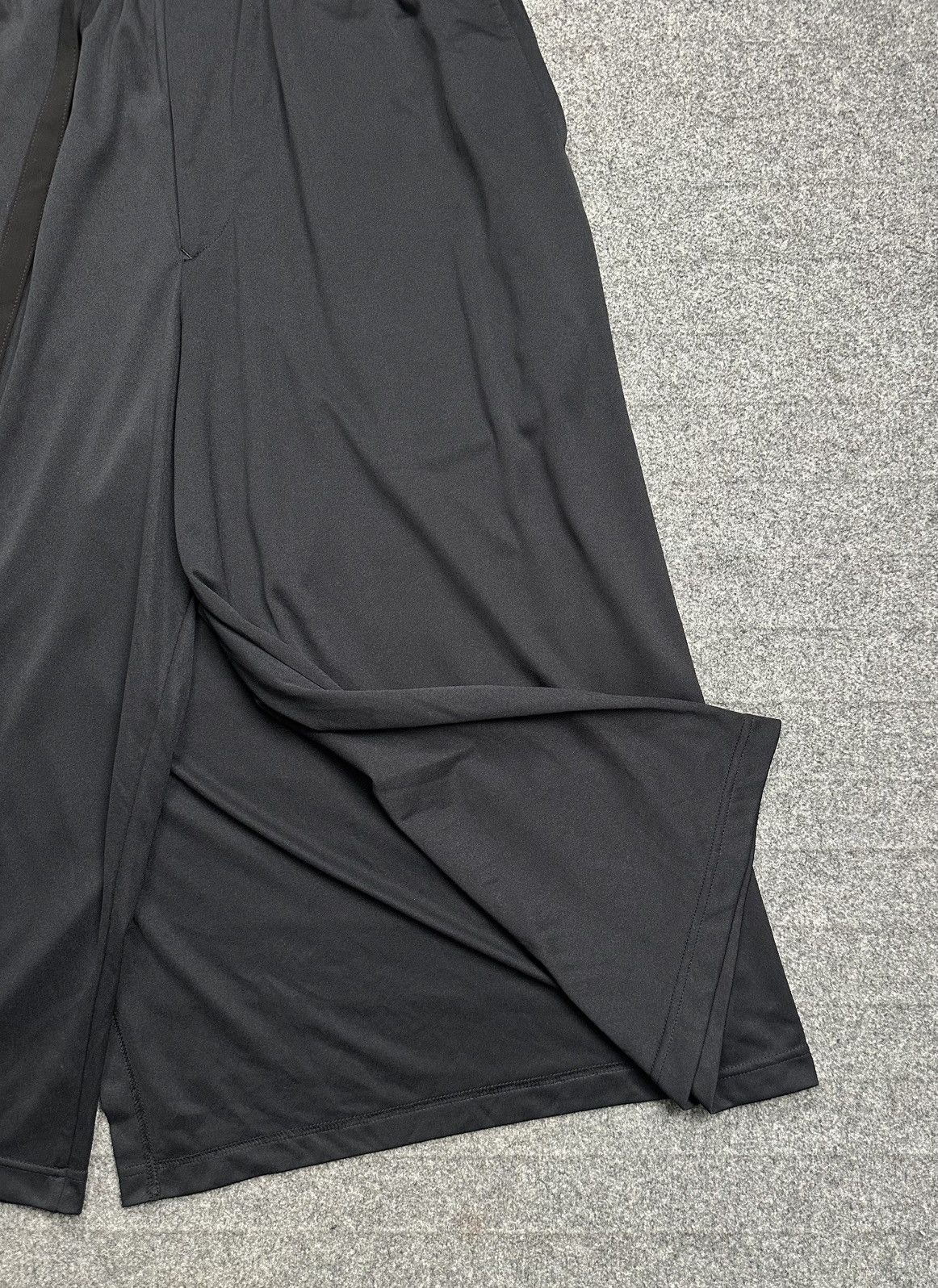 Yohji Yamamoto Yohji Yamamoto - S’YTE Thin Smooth Jersey Back Wrap Culottes Size US 31 - 4 Thumbnail