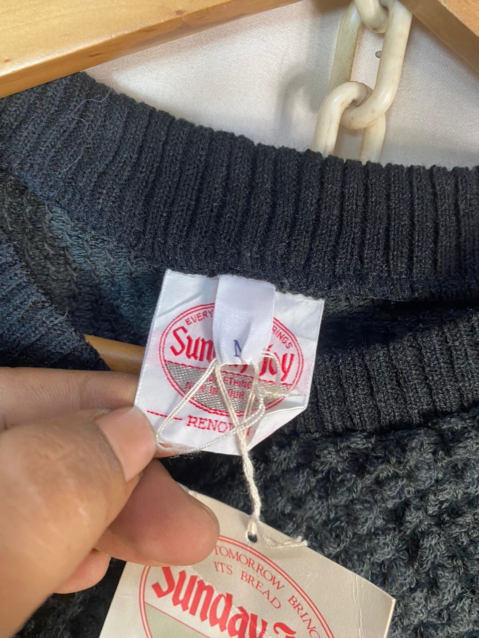 Japanese Brand Vintage Sunday joy knit sweatshirt Size US S / EU 44-46 / 1 - 5 Thumbnail