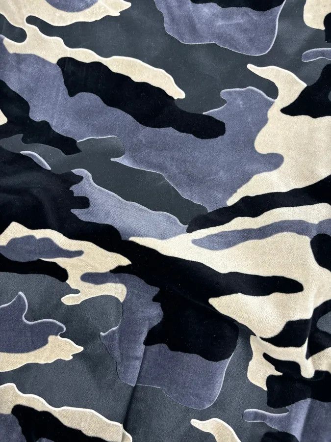 Emporio Armani FW2020 Emporio Armani Camo Velvet Padded Bomber Jacket Size US M / EU 48-50 / 2 - 9 Thumbnail
