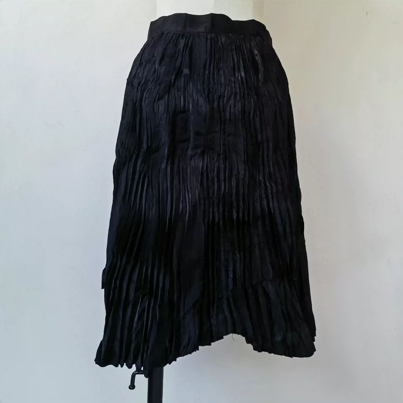 Issey Miyake issey miyake Black pleated skirt Size 42" / US 20 - 4 Thumbnail