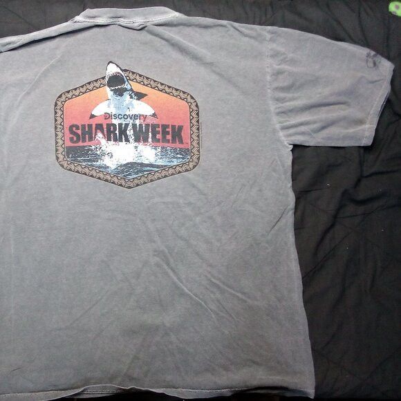 Other Crazy Shirts Discovery Shark Week T-Shirt Size US XXL / EU 58 / 5 - 7 Thumbnail