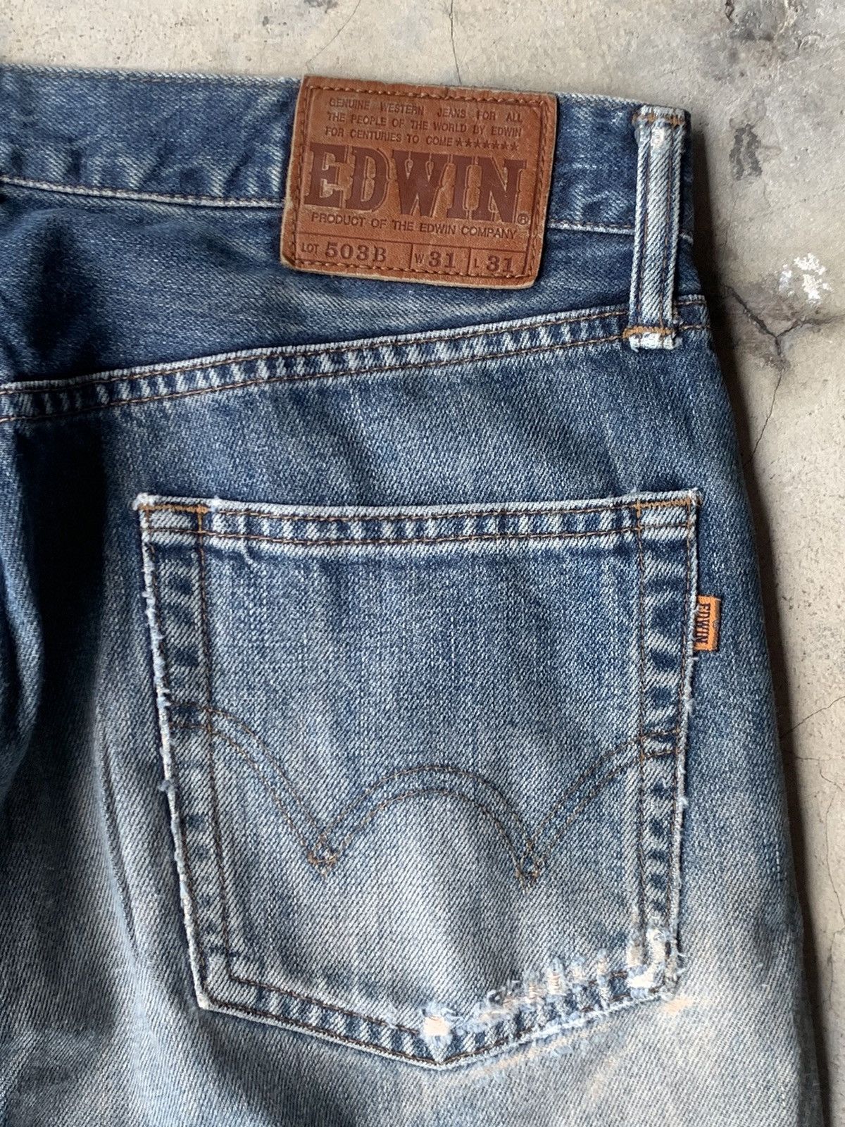 Edwin Distressed Edwin 503 blue faded. Size US 31 - 3 Thumbnail