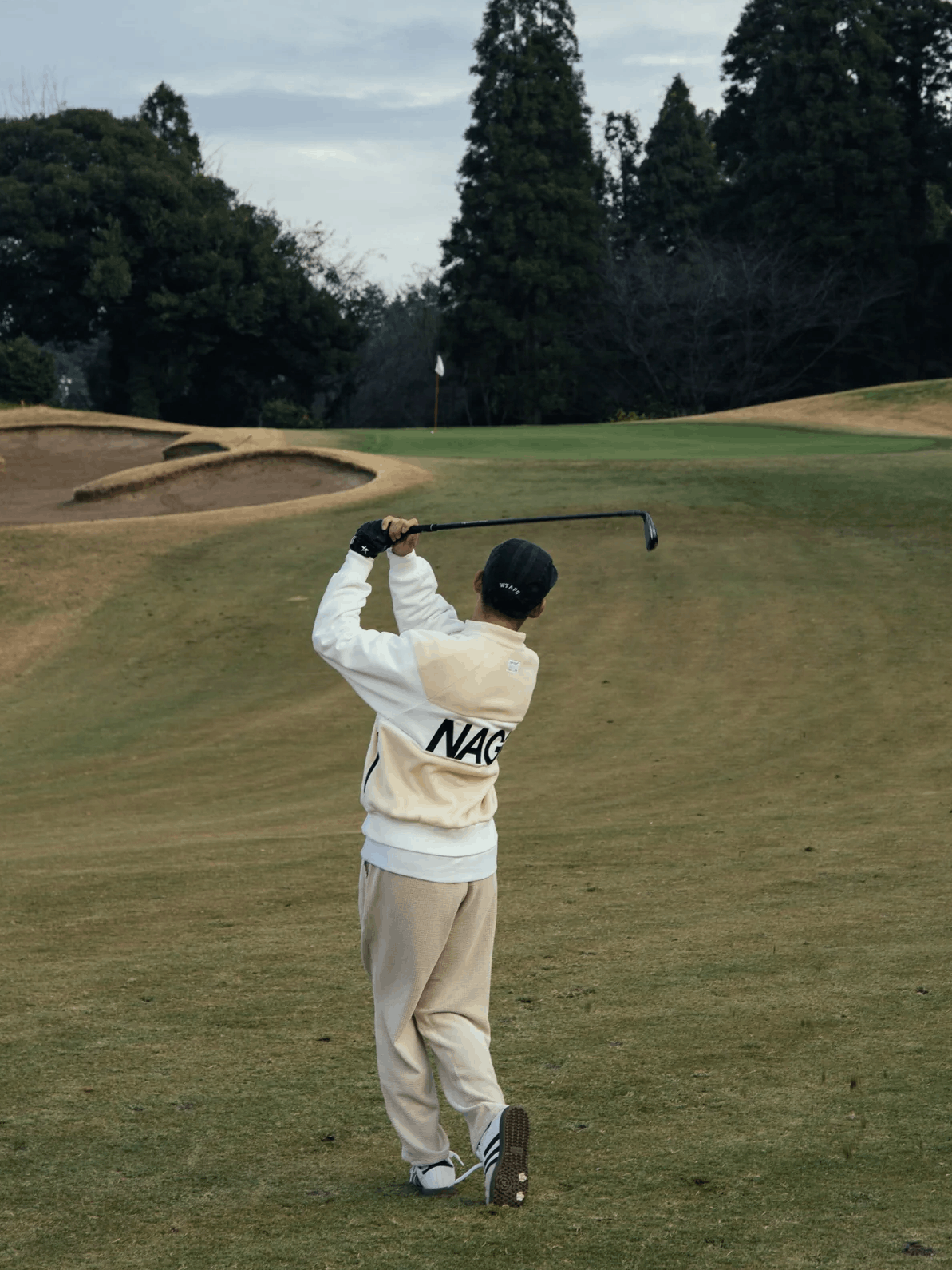 Japanese Brand Sample* ADJUSTABLE CORDUROY PANTS Cph/Golf Size M Size US 32 / EU 48 - 8 Thumbnail
