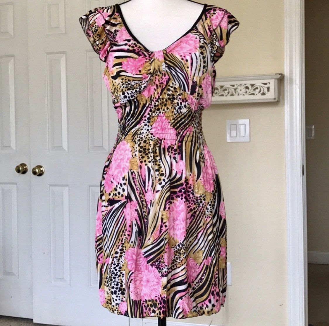 Other YPP EMBROIDERED MULTI ANIMAL PRINT ABOVE KNEE DRESS Size M / US 6-8 / IT 42-44 - 1 Thumbnail