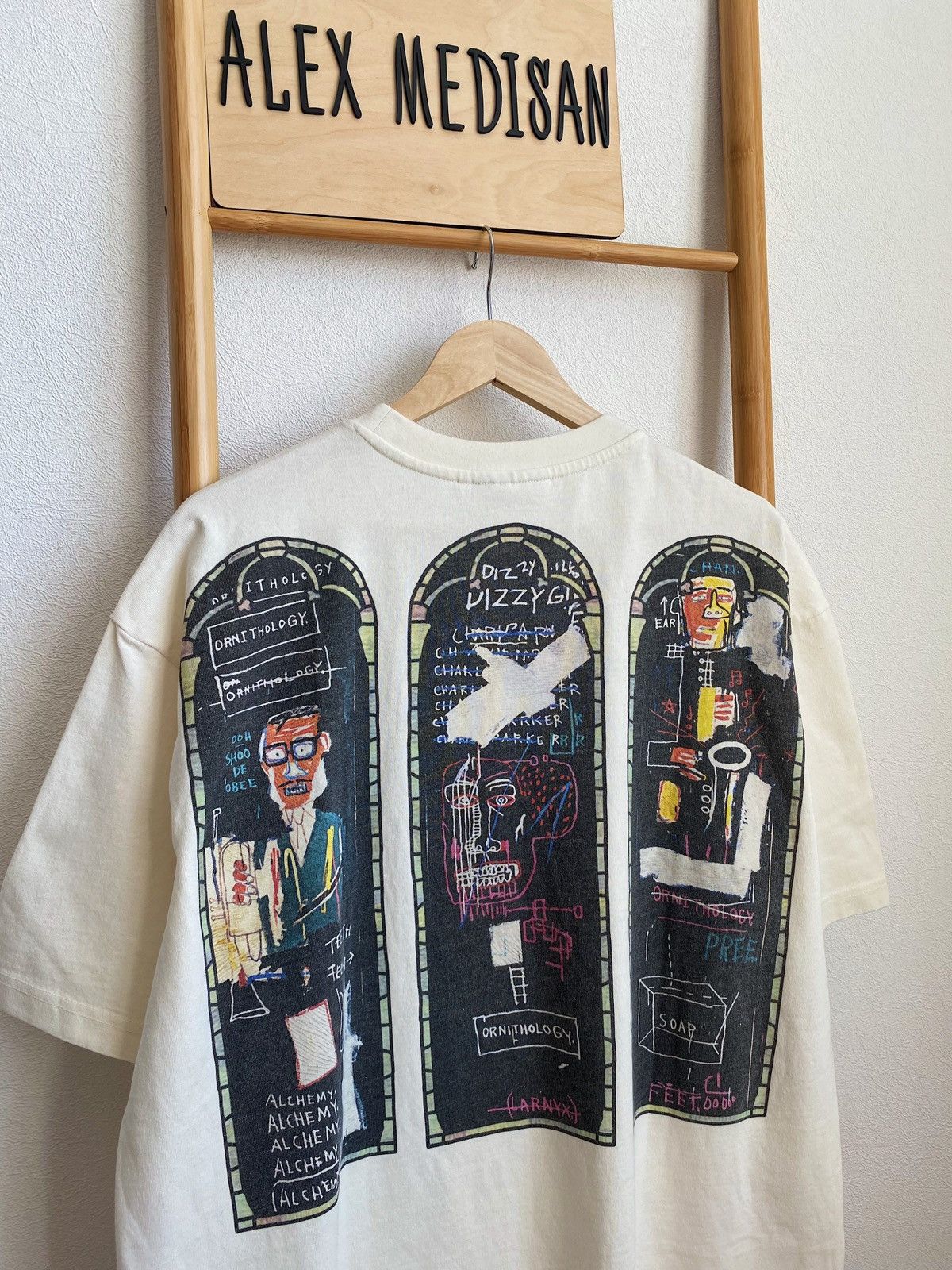 H&M × Jean-Michel Basquiat × Who Decides War WHO DECIDES WAR x BASQUIAT x H&M RELAXED FIT COTTON T-SHIRT Size US L / EU 52-54 / 3 - 14 Thumbnail