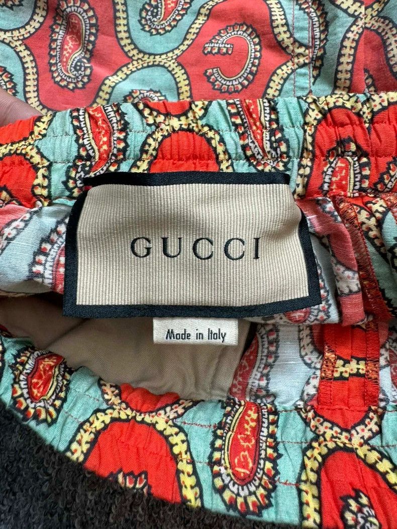 Gucci Gucci Size 45 Paisley Red and Green Cashew Flower Shorts 25 Size US 32 / EU 48 - 4 Thumbnail