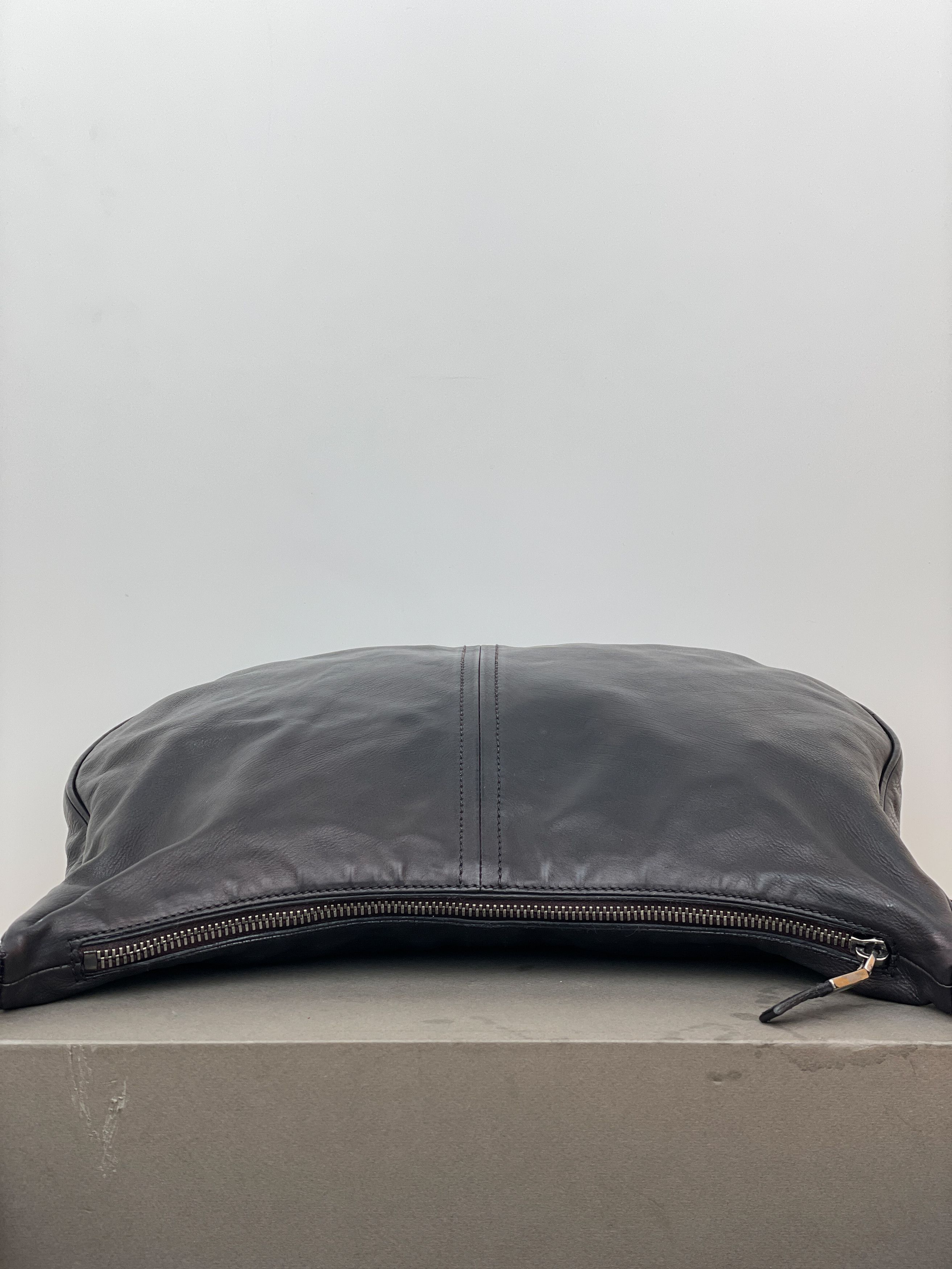 Prada Prada 2000s Leather Hobo Shoulder Bag Size ONE SIZE - 7 Thumbnail