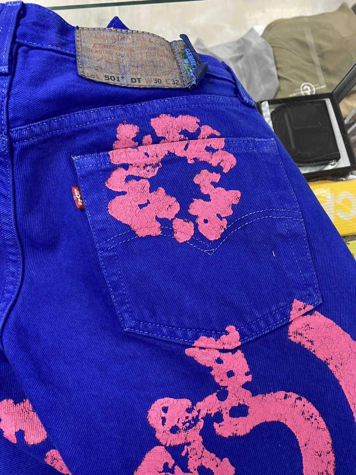 (B).Stroy × DENIM TEARS × Levi's Denim Tears x Levi’s x Bstroy jeans blue pink size 30 Size US 30 / EU 46 - 12 Thumbnail