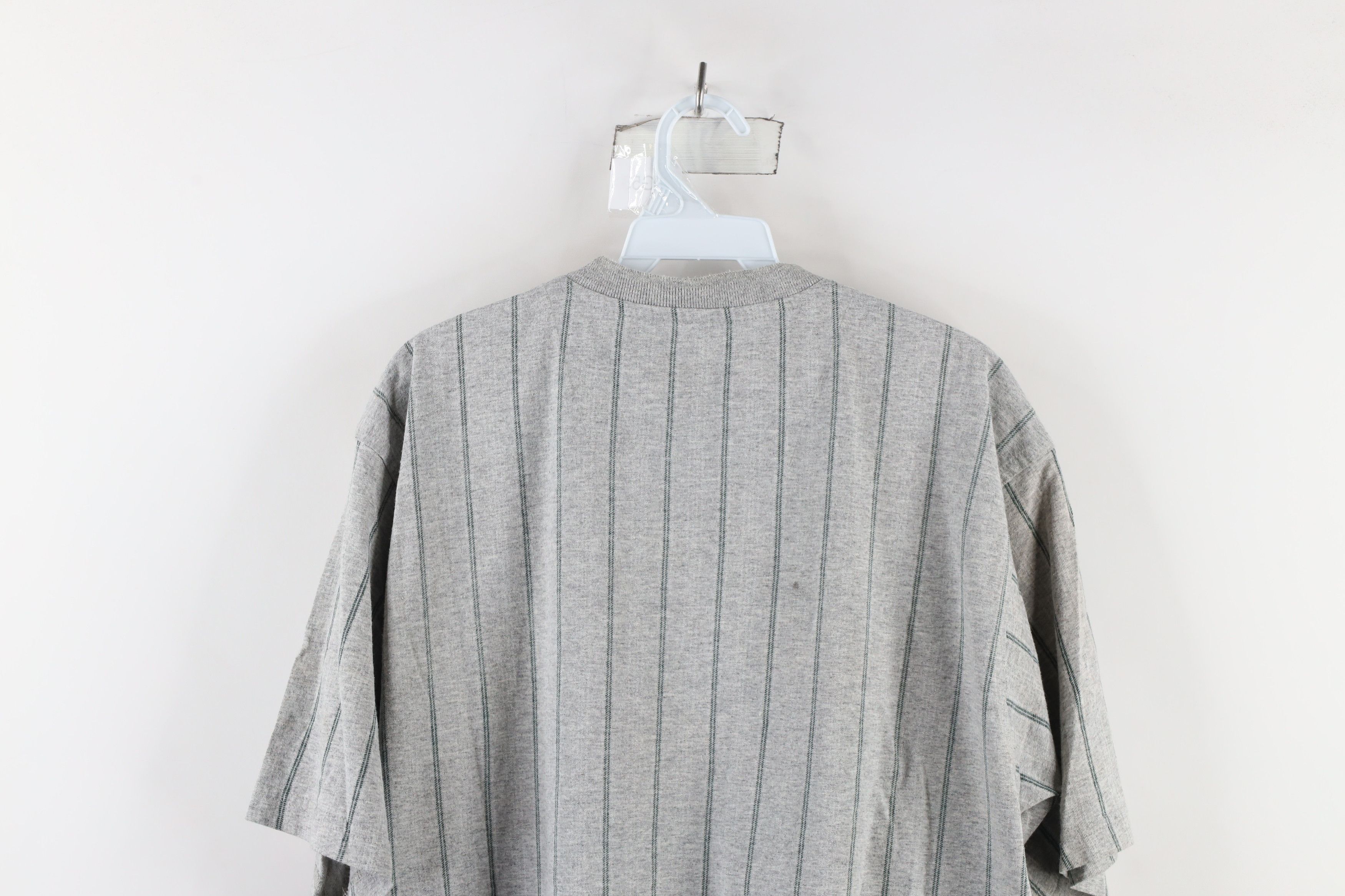 Vintage Vintage 90s Streetwear Short Sleeve Henley T-Shirt Gray Size US XL / EU 56 / 4 - 10 Thumbnail