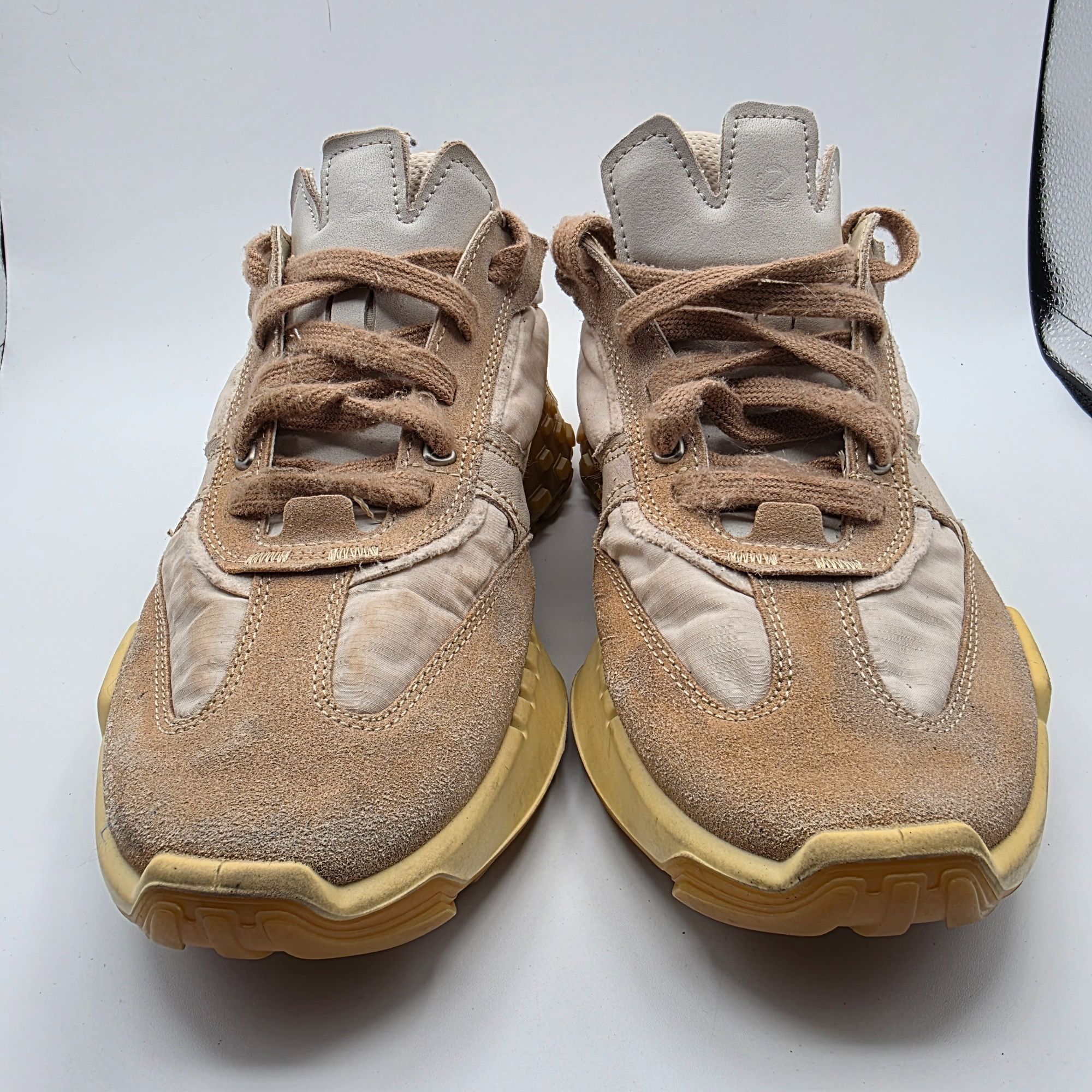 Ecco ECCO Retro Sneaker Womens Size 10.5 Beige Brown Shoes Casual Size US 10.5 / IT 40.5 - 2 Thumbnail